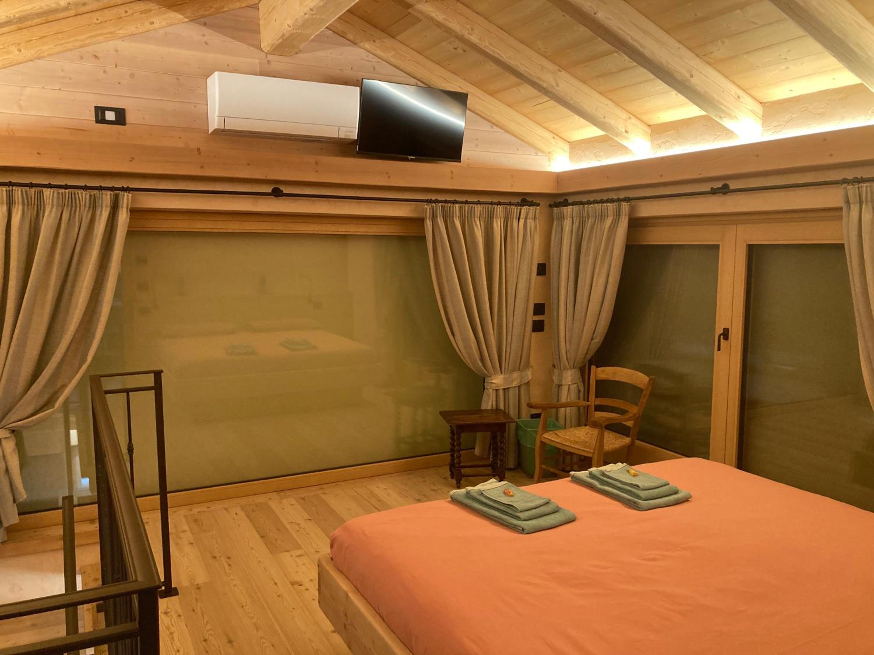 One-Bedroom Chalet