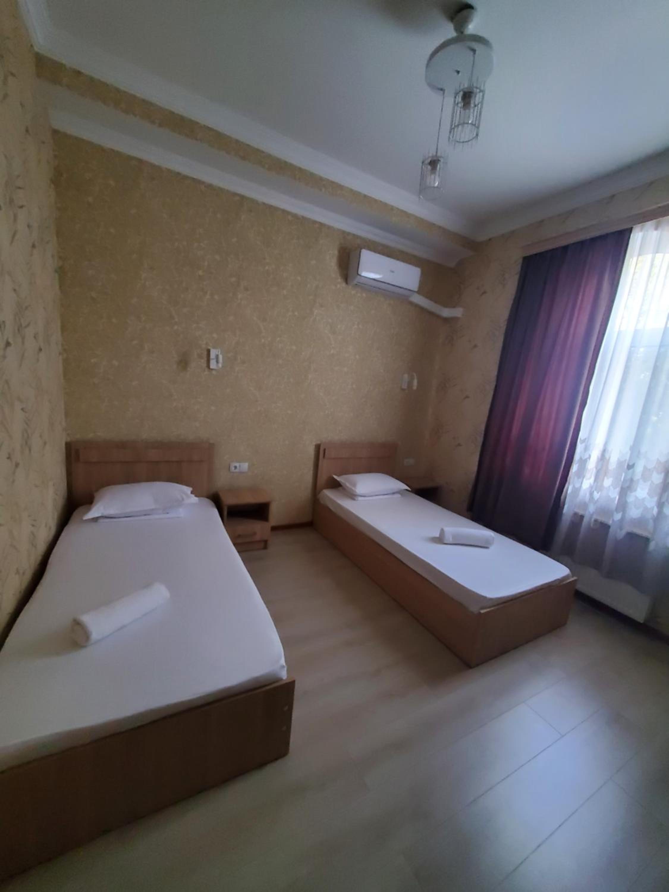Double or Twin Room with Private Bathroom photo 1