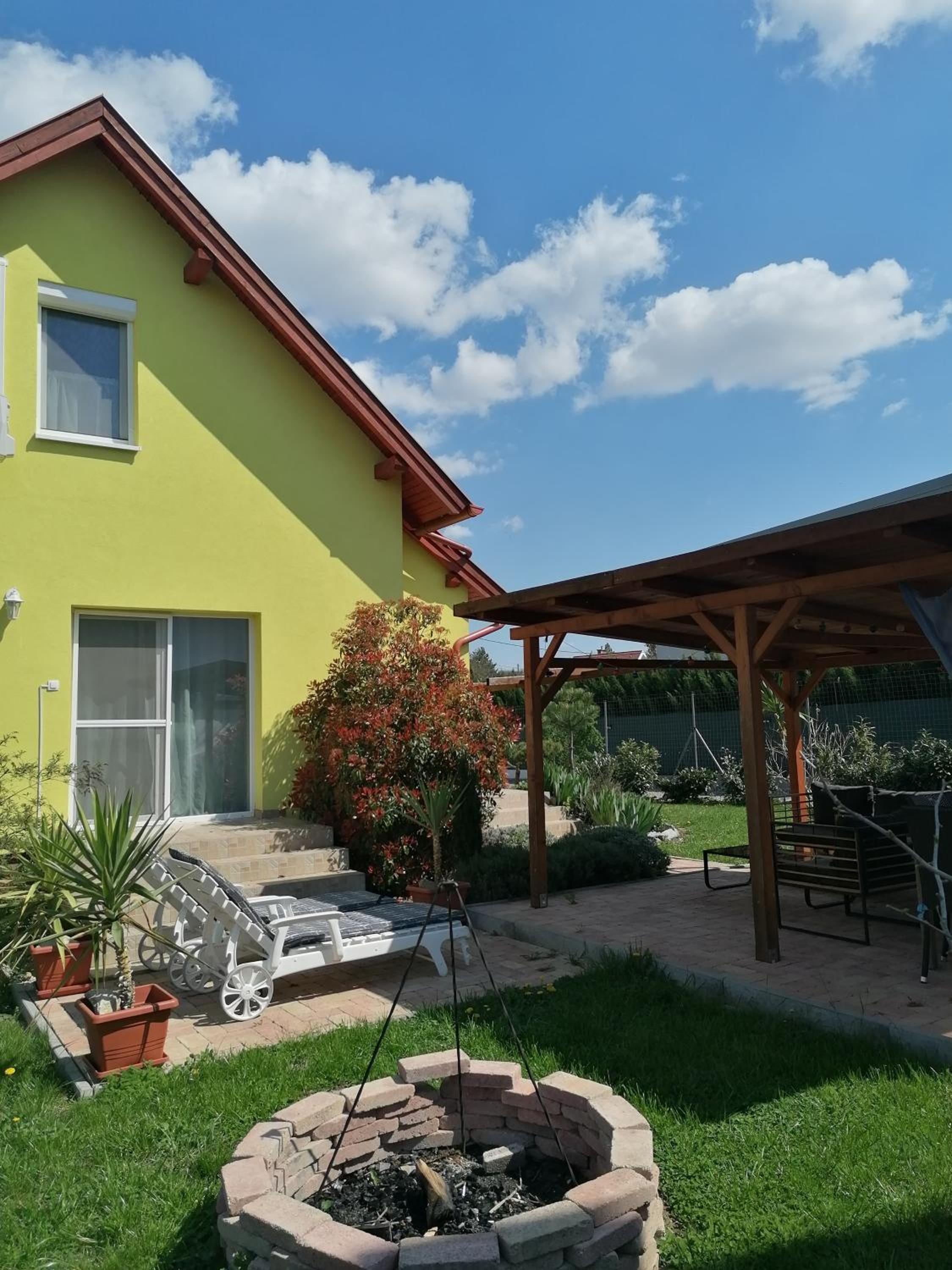 Three-Bedroom Villa - Photo 45