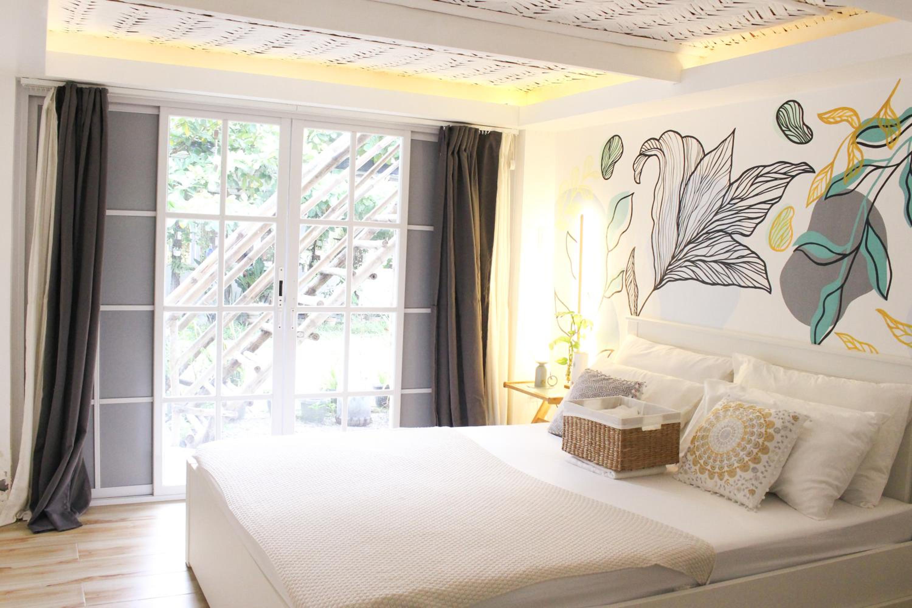 Double Room with Private Bathroom - Photo 14