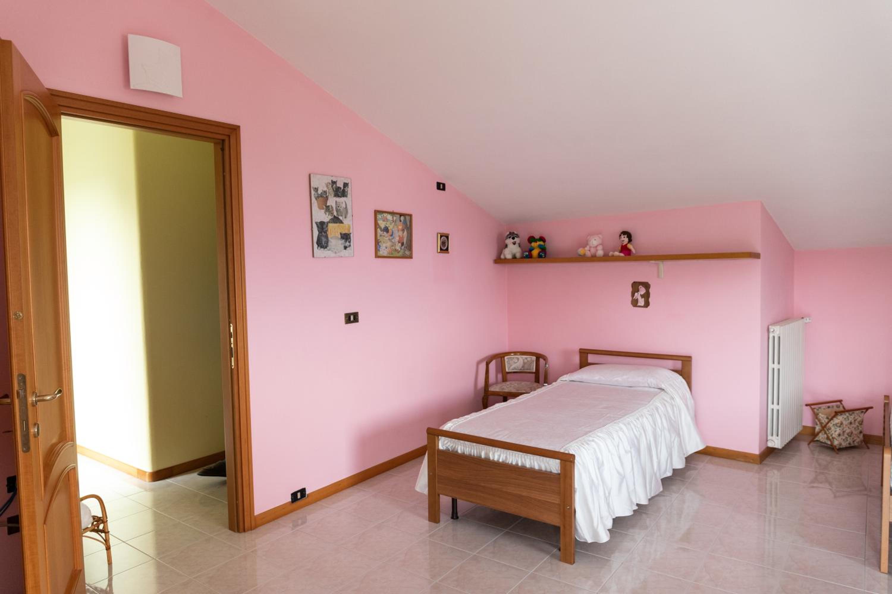 Twin Room with Lake View photo 2