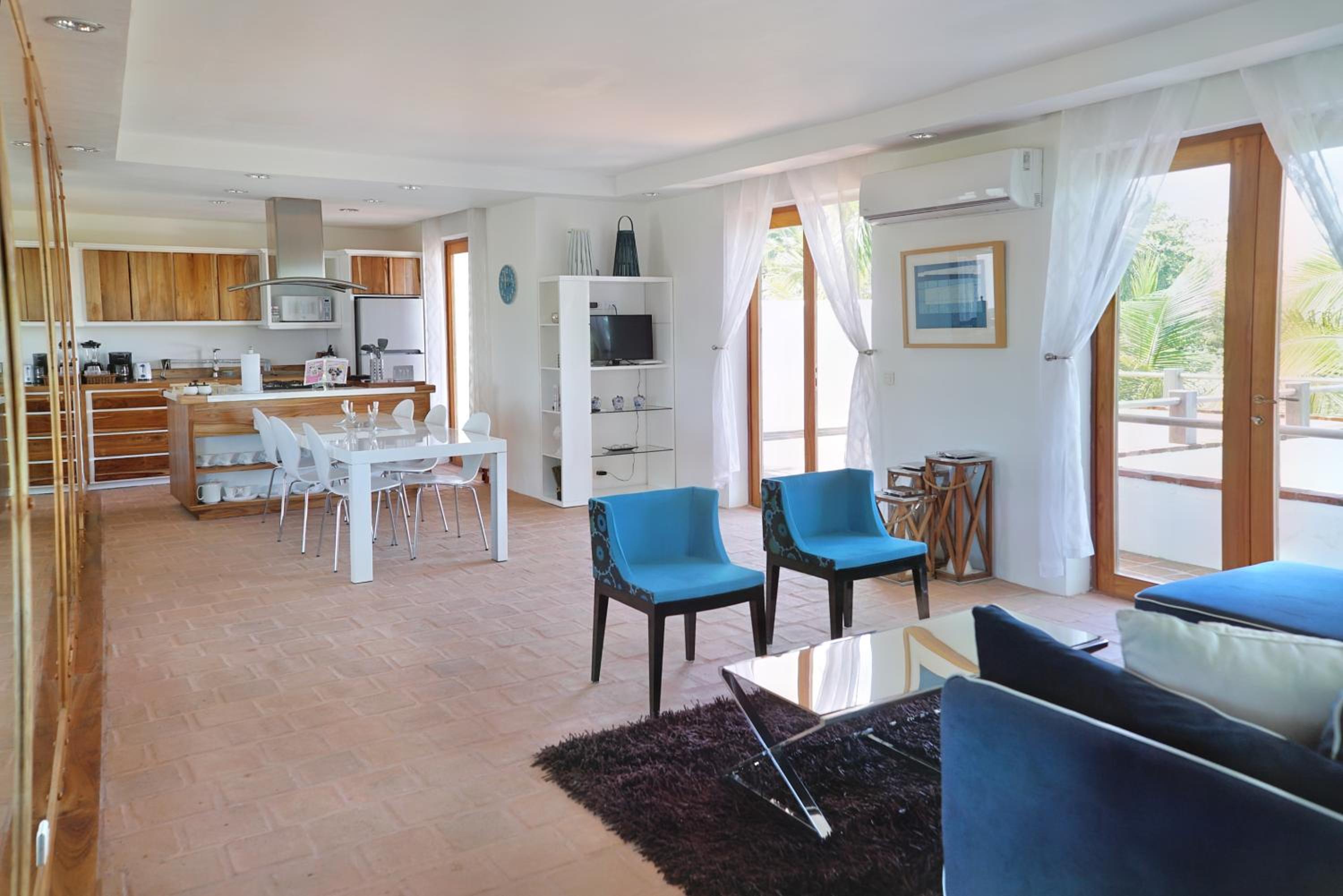Two-Bedroom Apartment photo 3