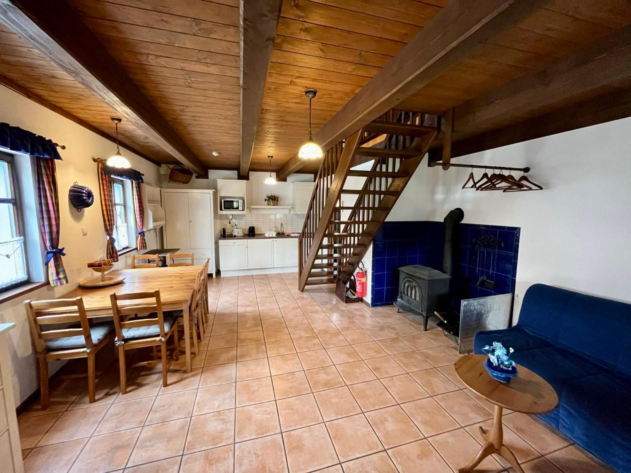 One-Bedroom House photo 1