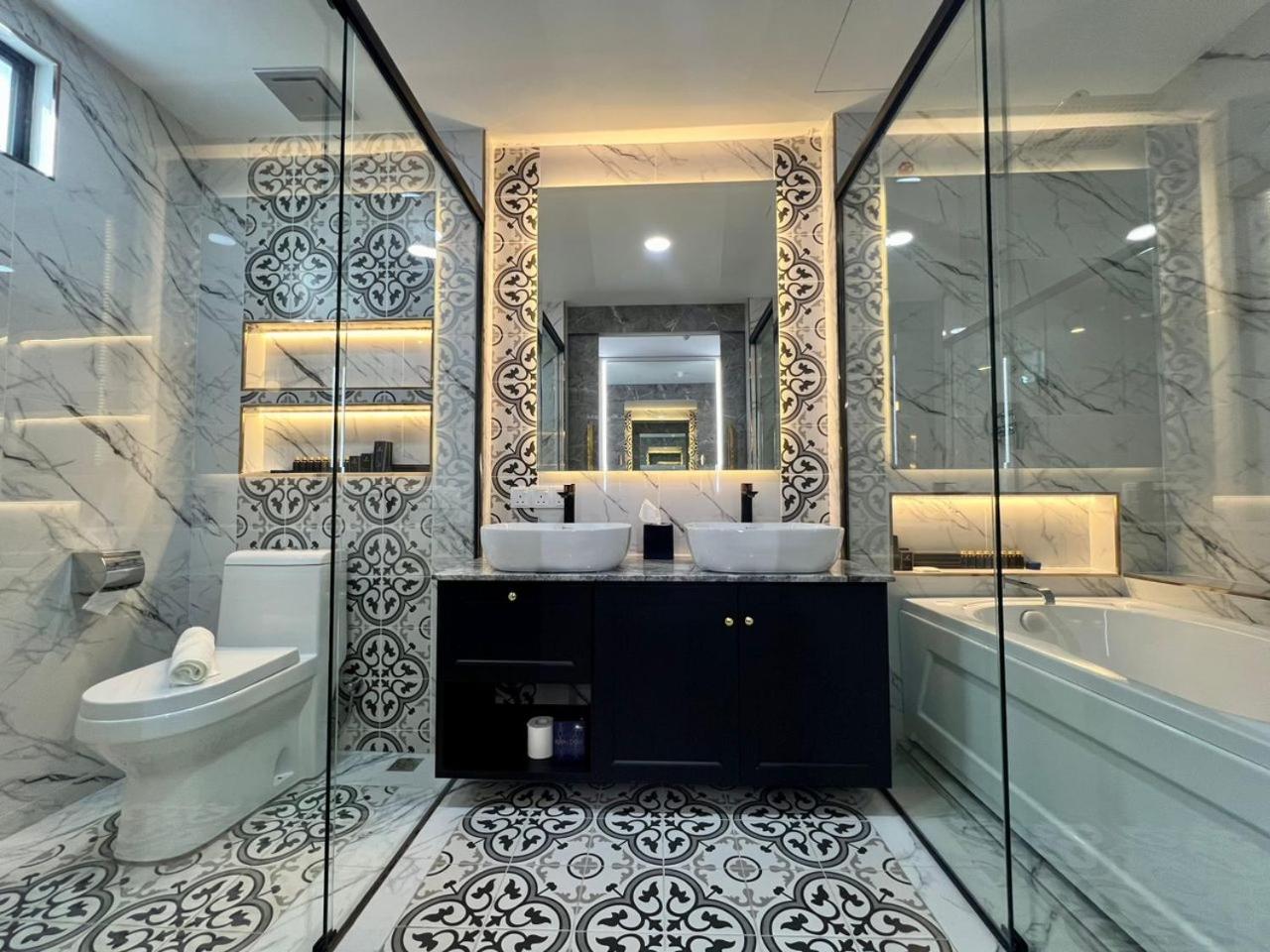 Executive Suite photo 3