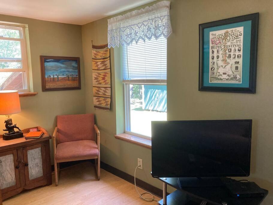 Two-Bedroom House photo 1