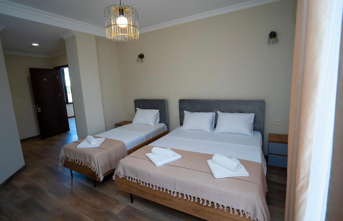 Triple Room with Mountain View