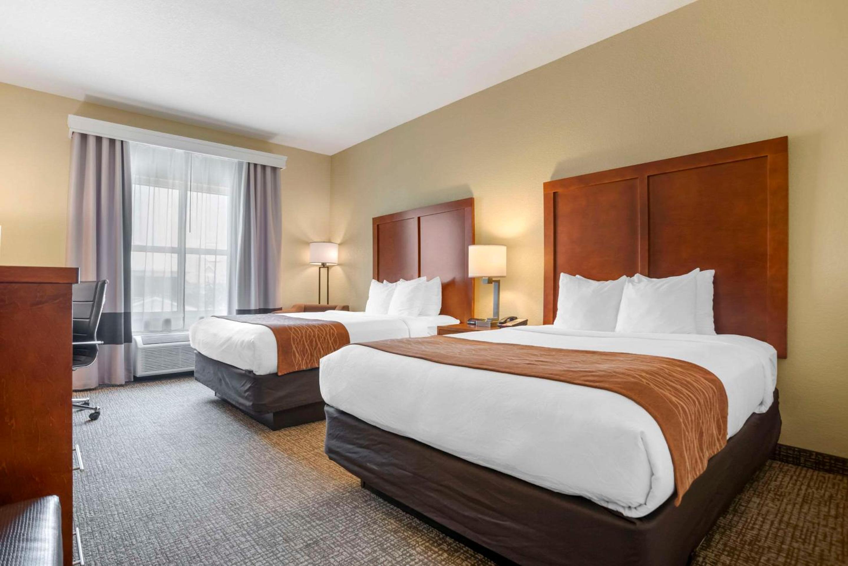 Queen Room with Two Queen Beds - Accessible/Non-Smoking