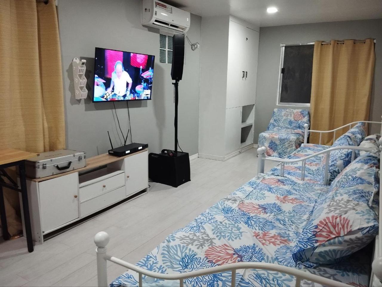 Double Room with Private Bathroom photo 2