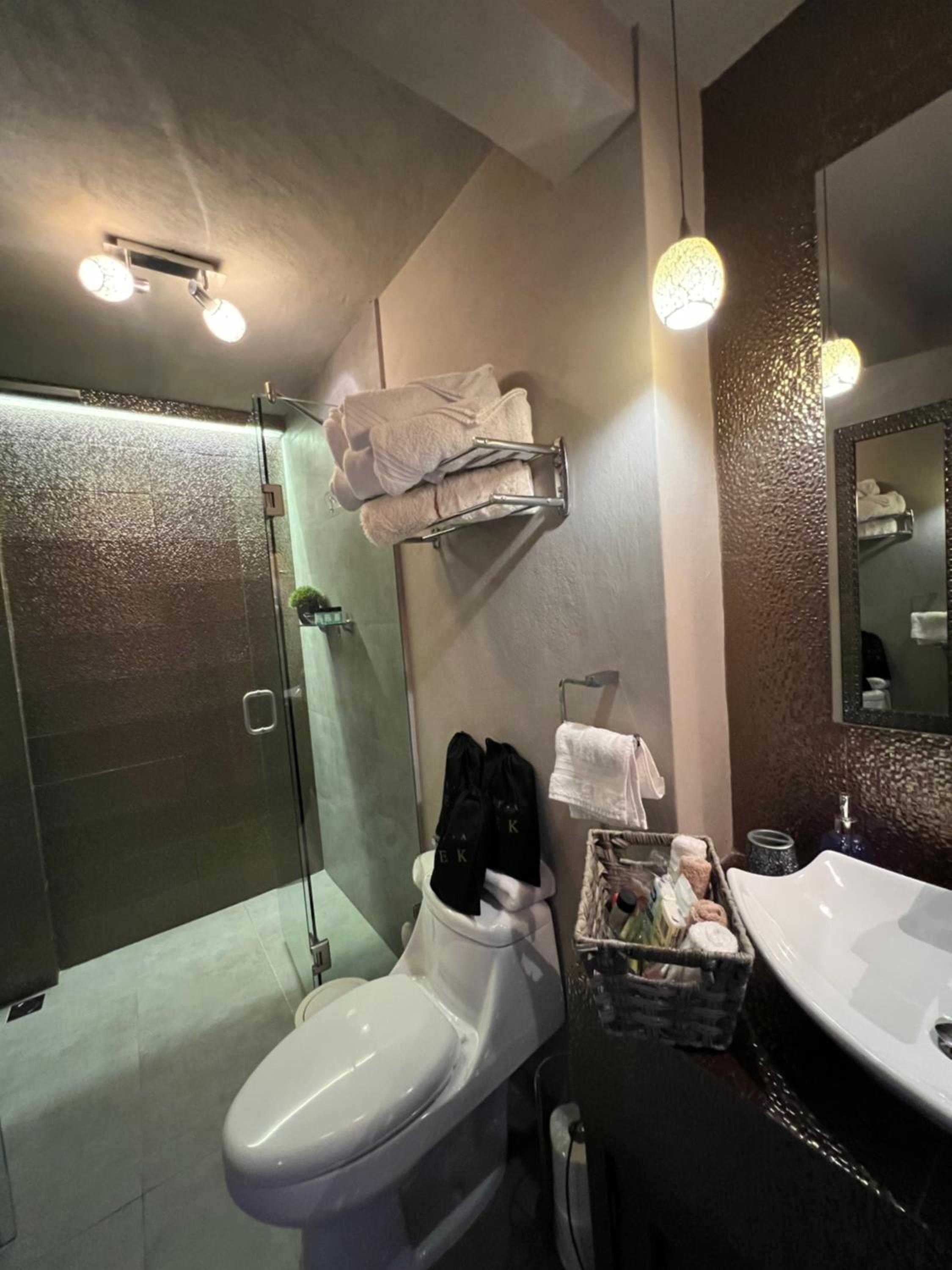 Two-Bedroom Apartment - Photo 22