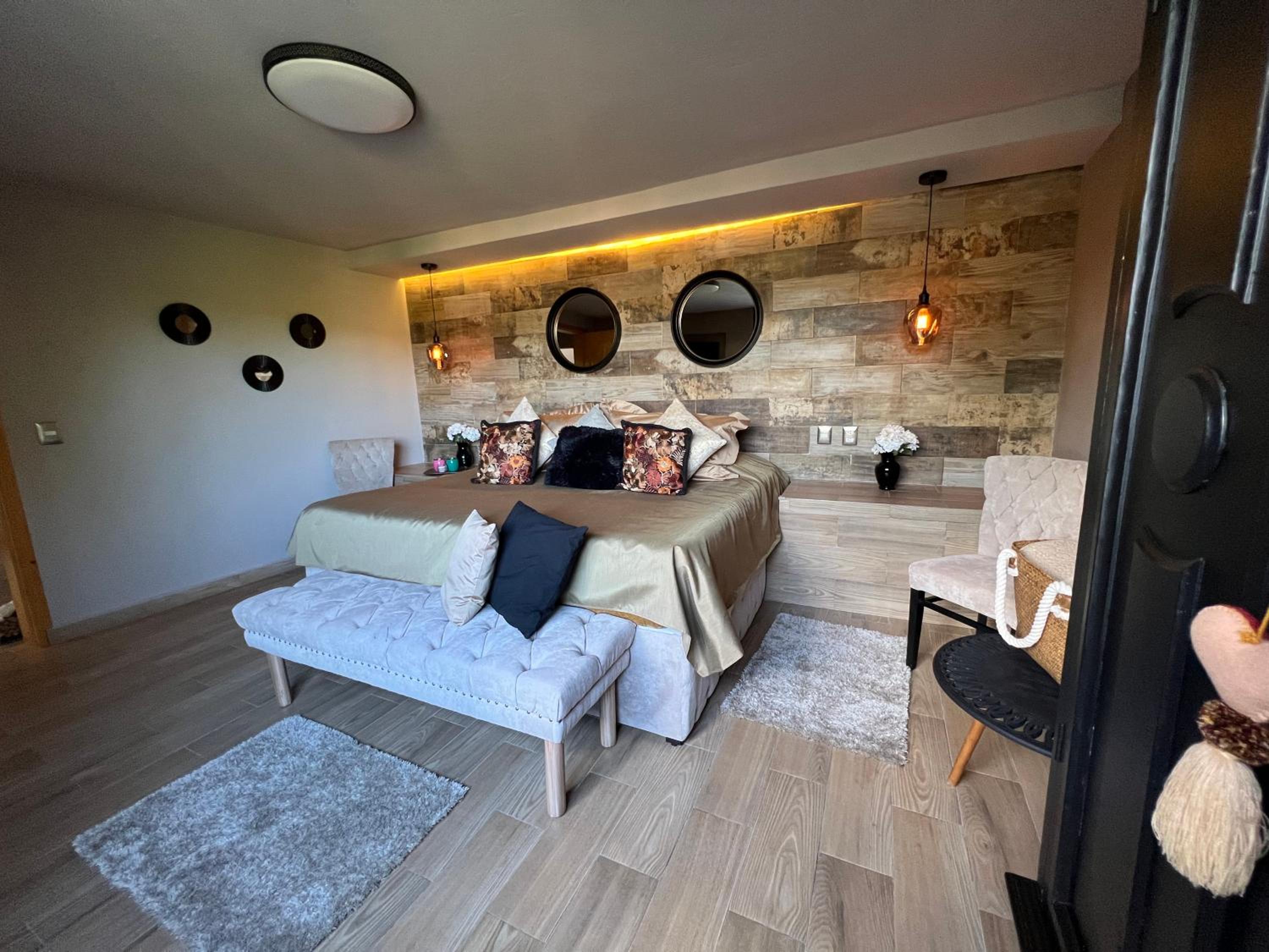 Two-Bedroom Apartment - Photo 16