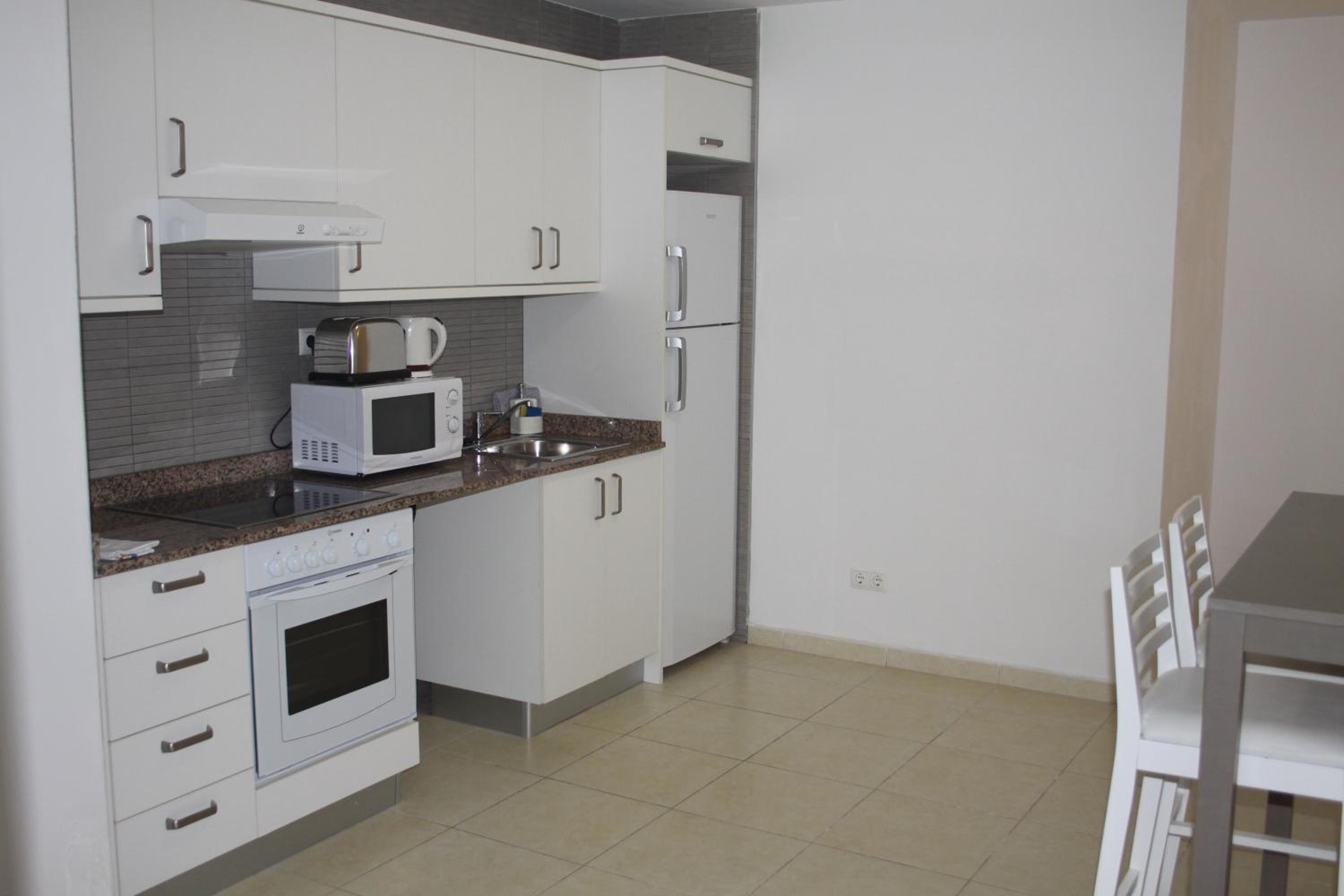 Two-Bedroom Apartment with Terrace photo 3