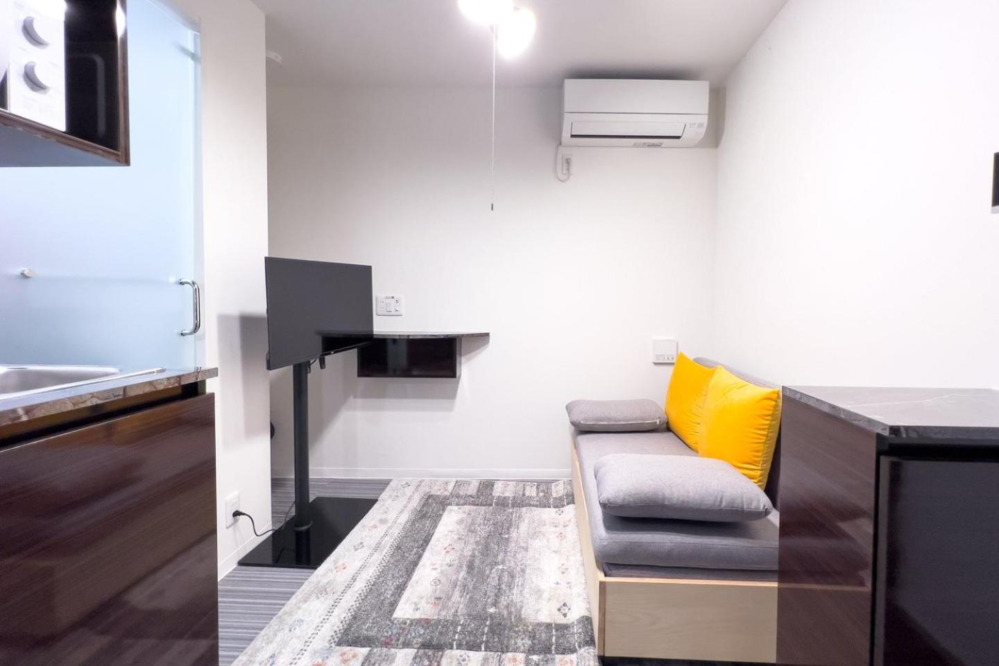 One-Bedroom Apartment photo 3