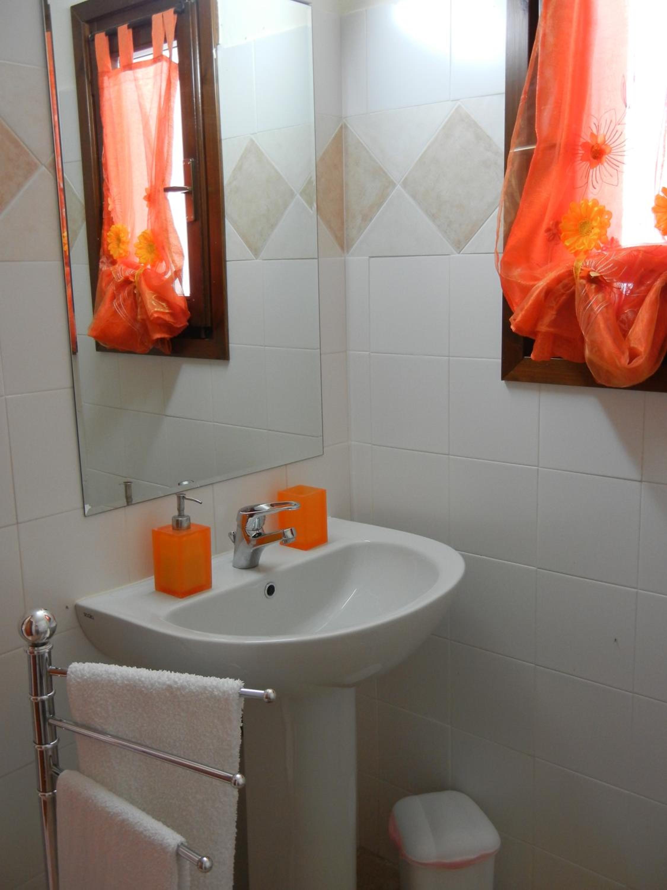 Studio Apartment with One Double Bed