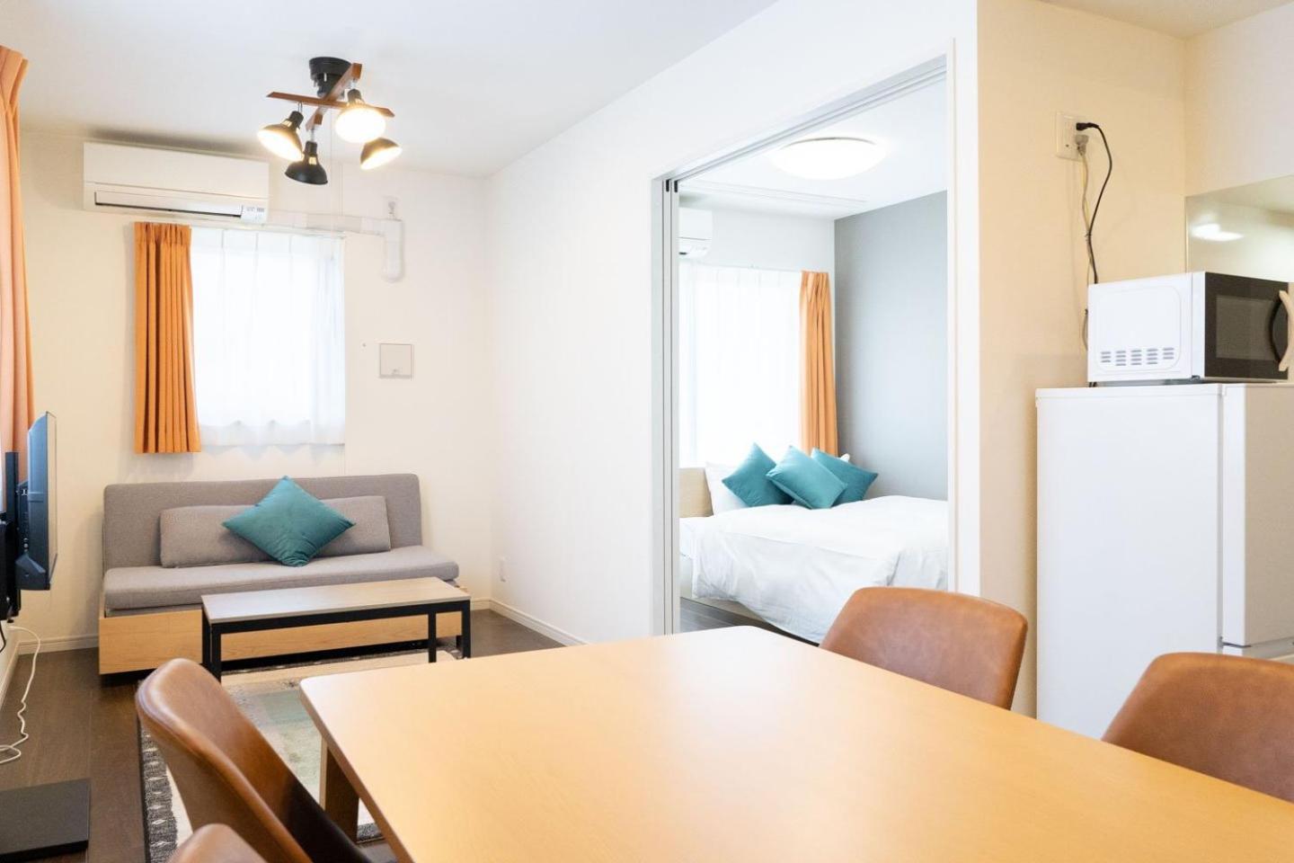 One-Bedroom Apartment photo 1