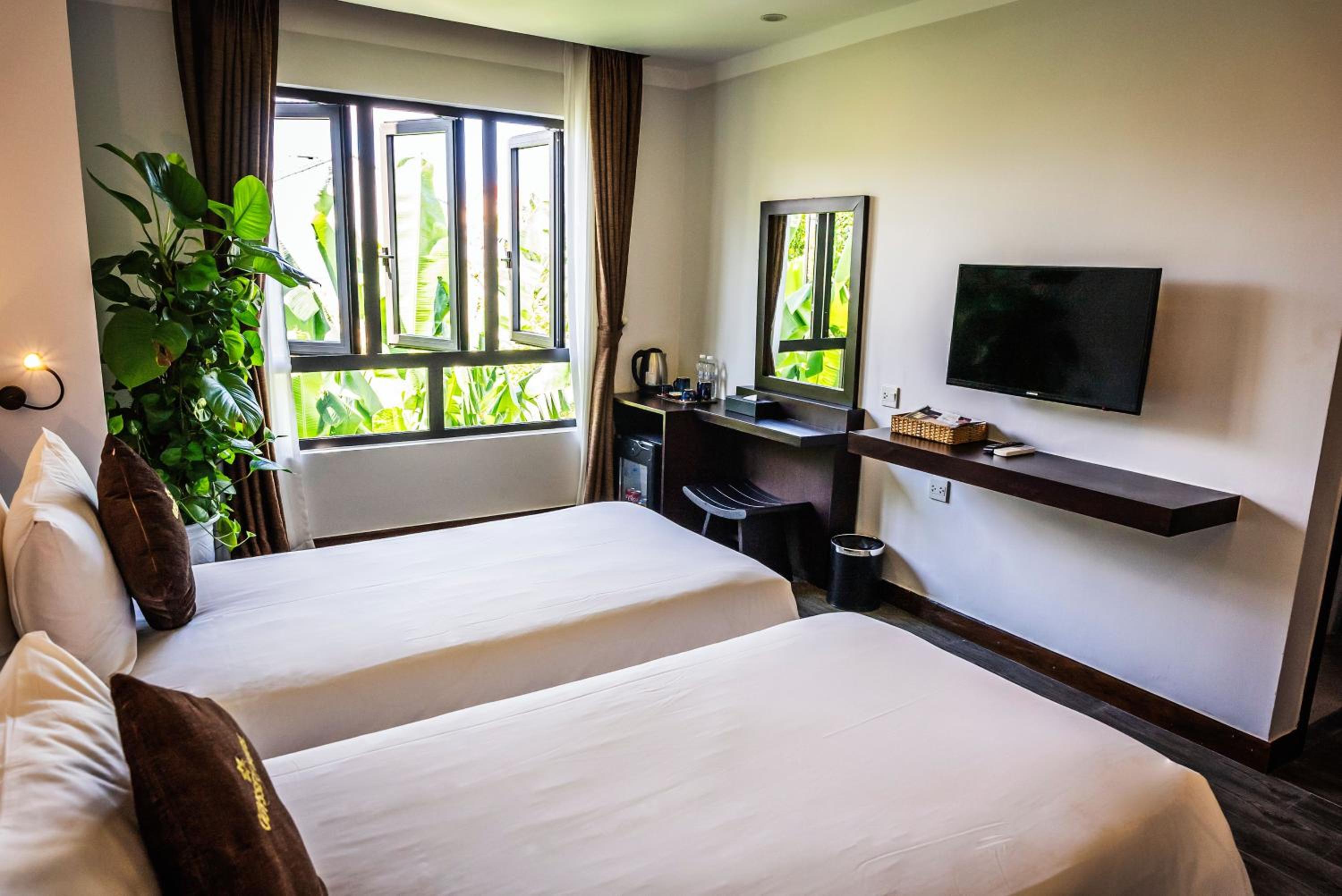 Superior Double or Twin Room with Village View photo 2