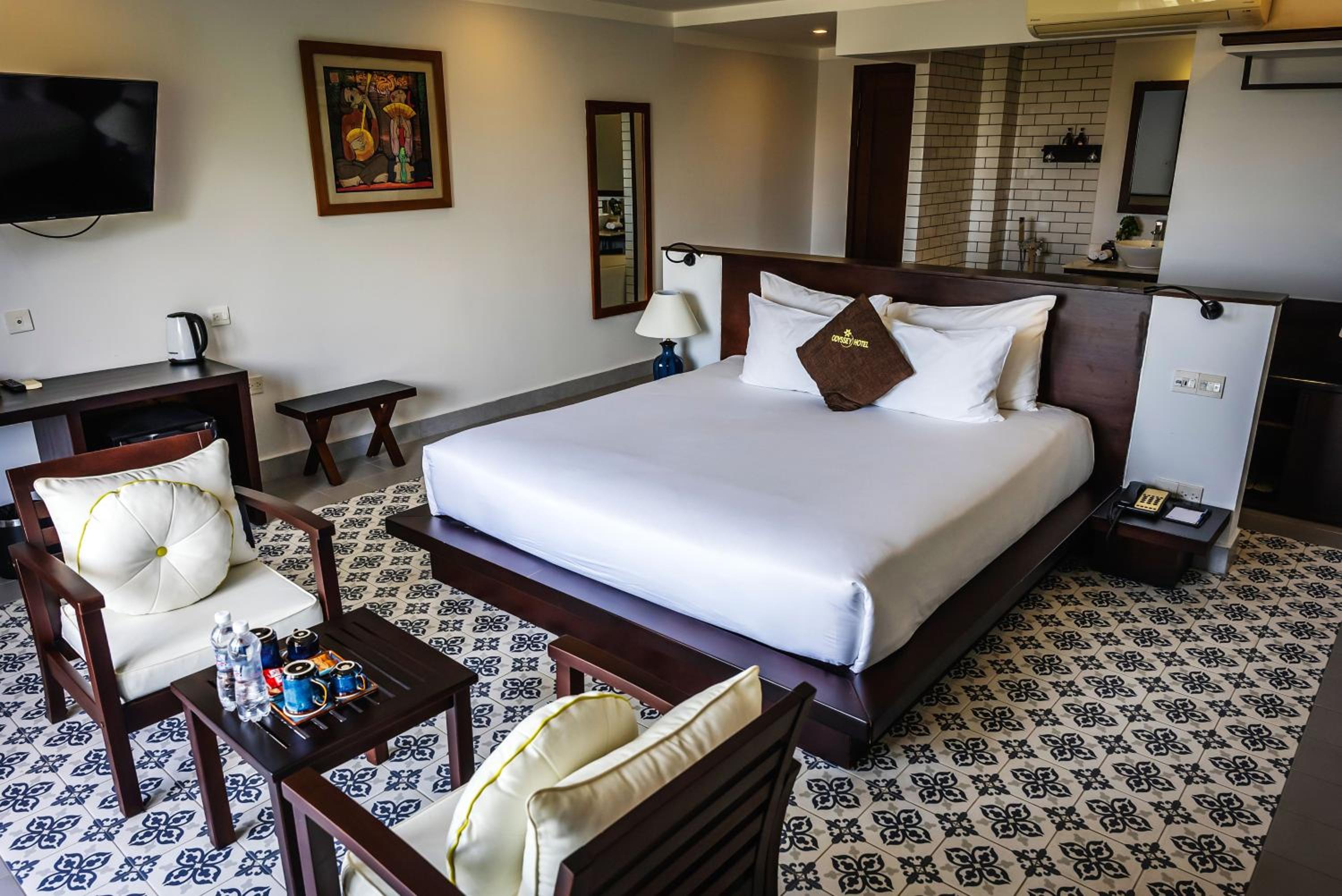 Honeymoon Junior Suite with Balcony and River View photo 3