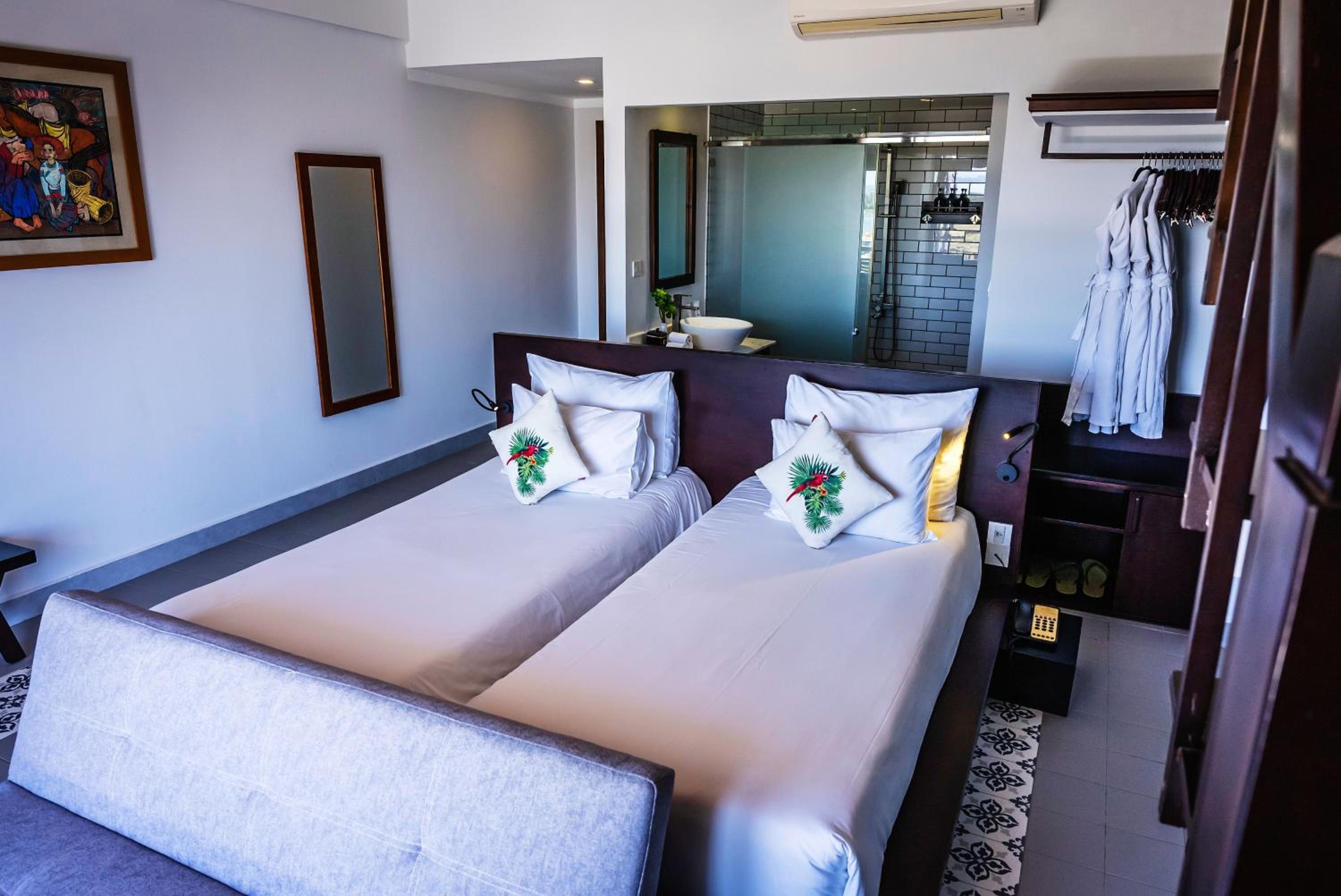 Duplex Suite with Balcony and River View photo 2