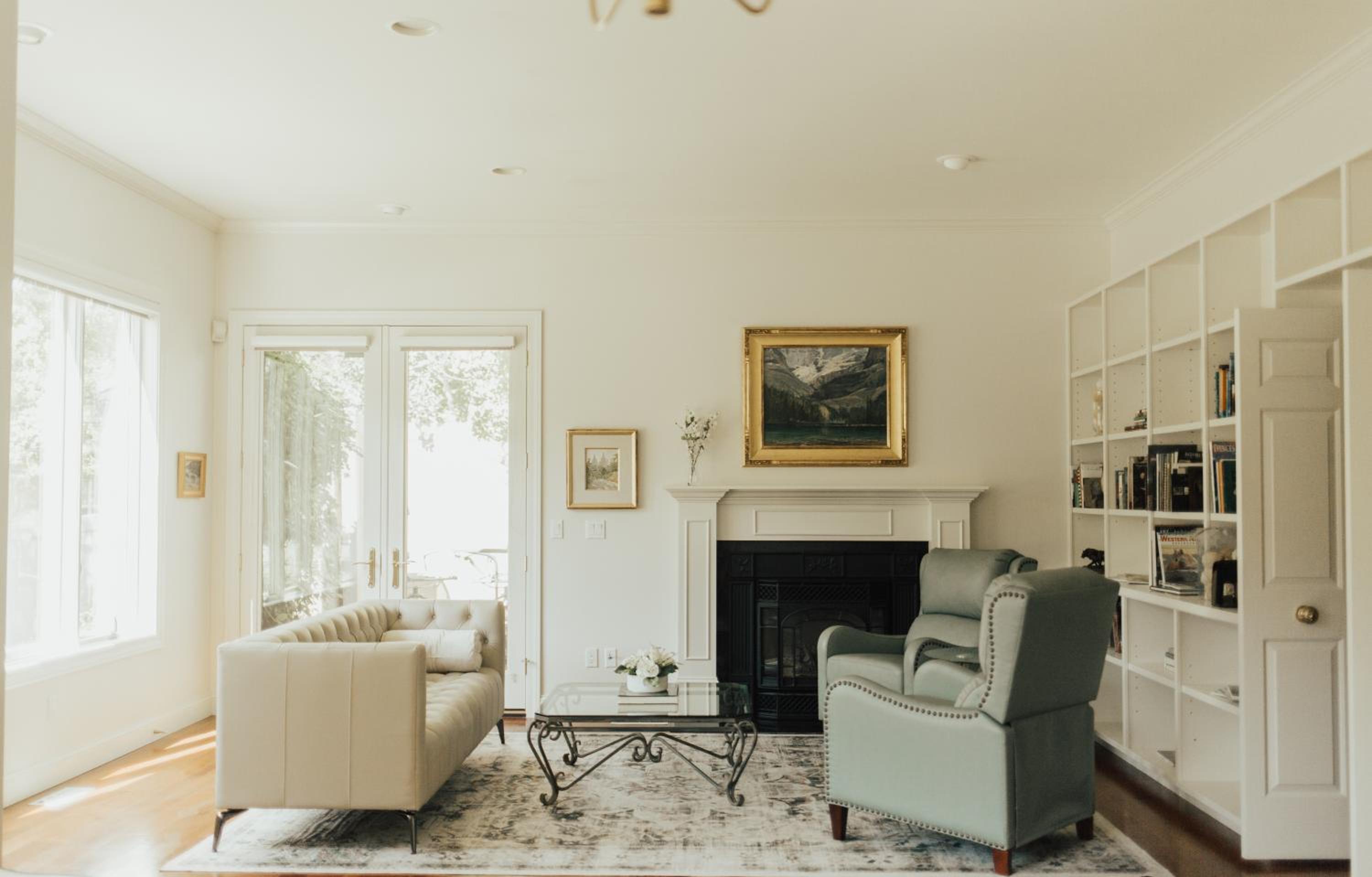 Three-Bedroom House photo 1