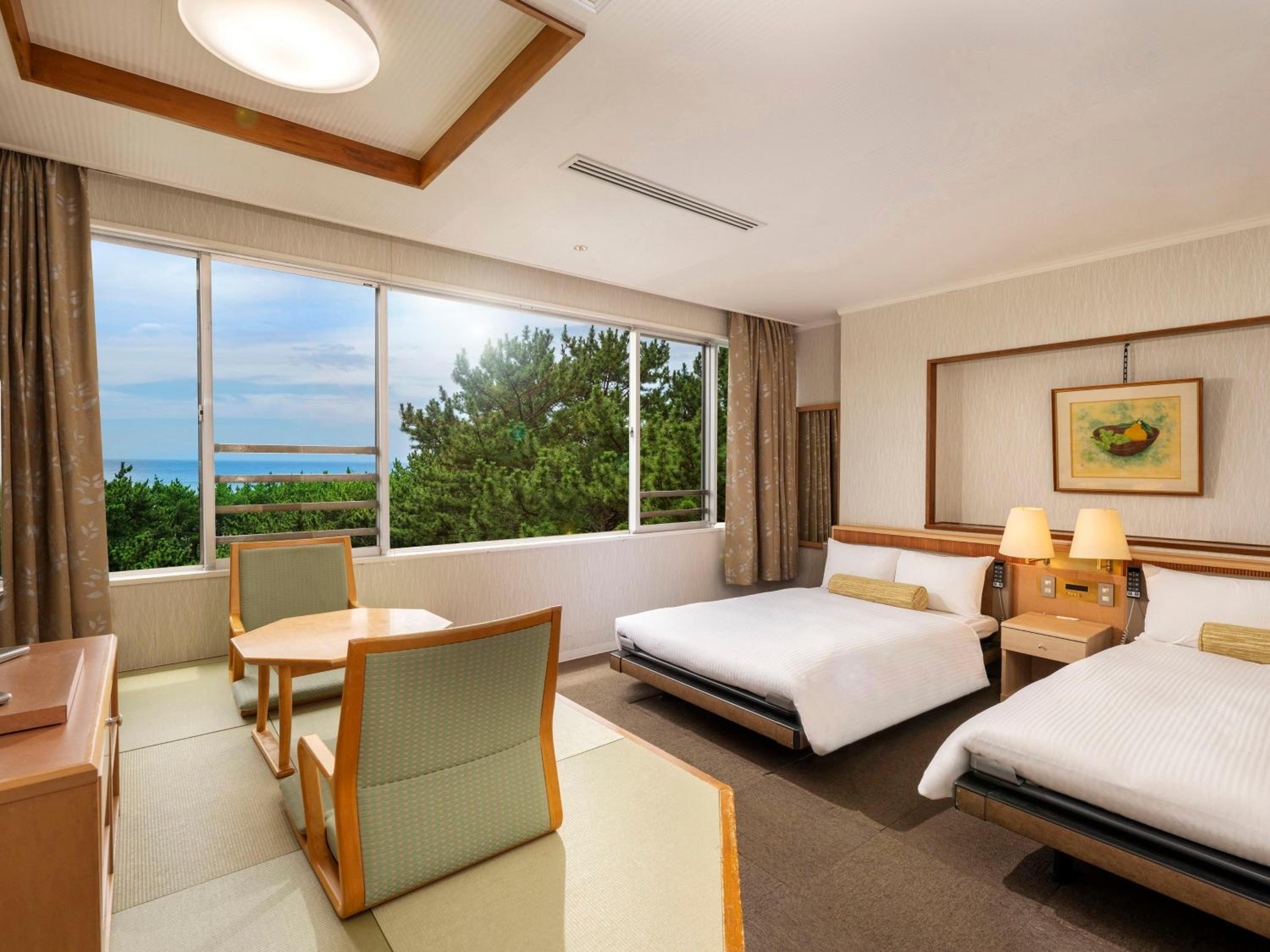 Accessible Room (With Private Bath)