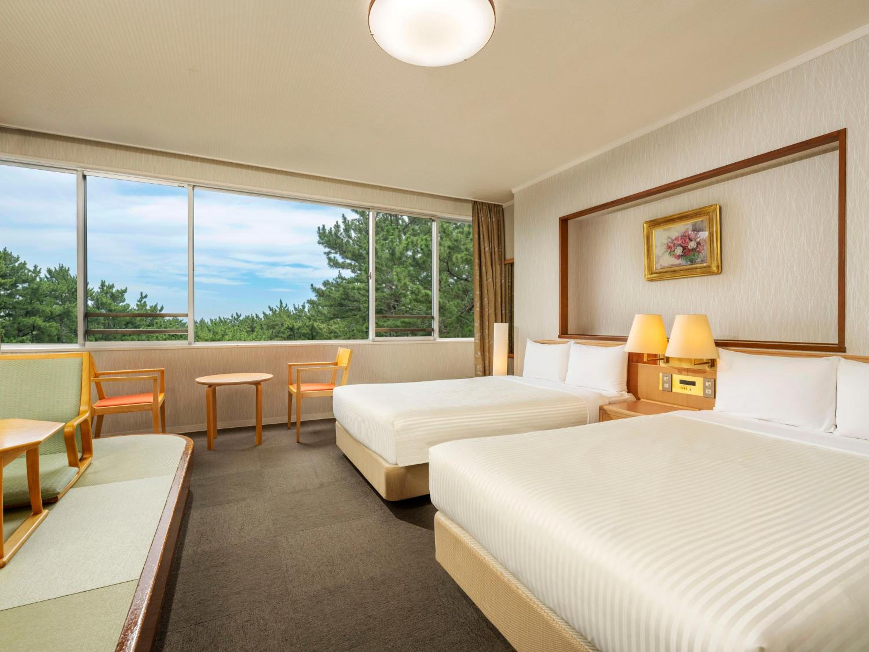 Standard Twin Room (With Private Bath)