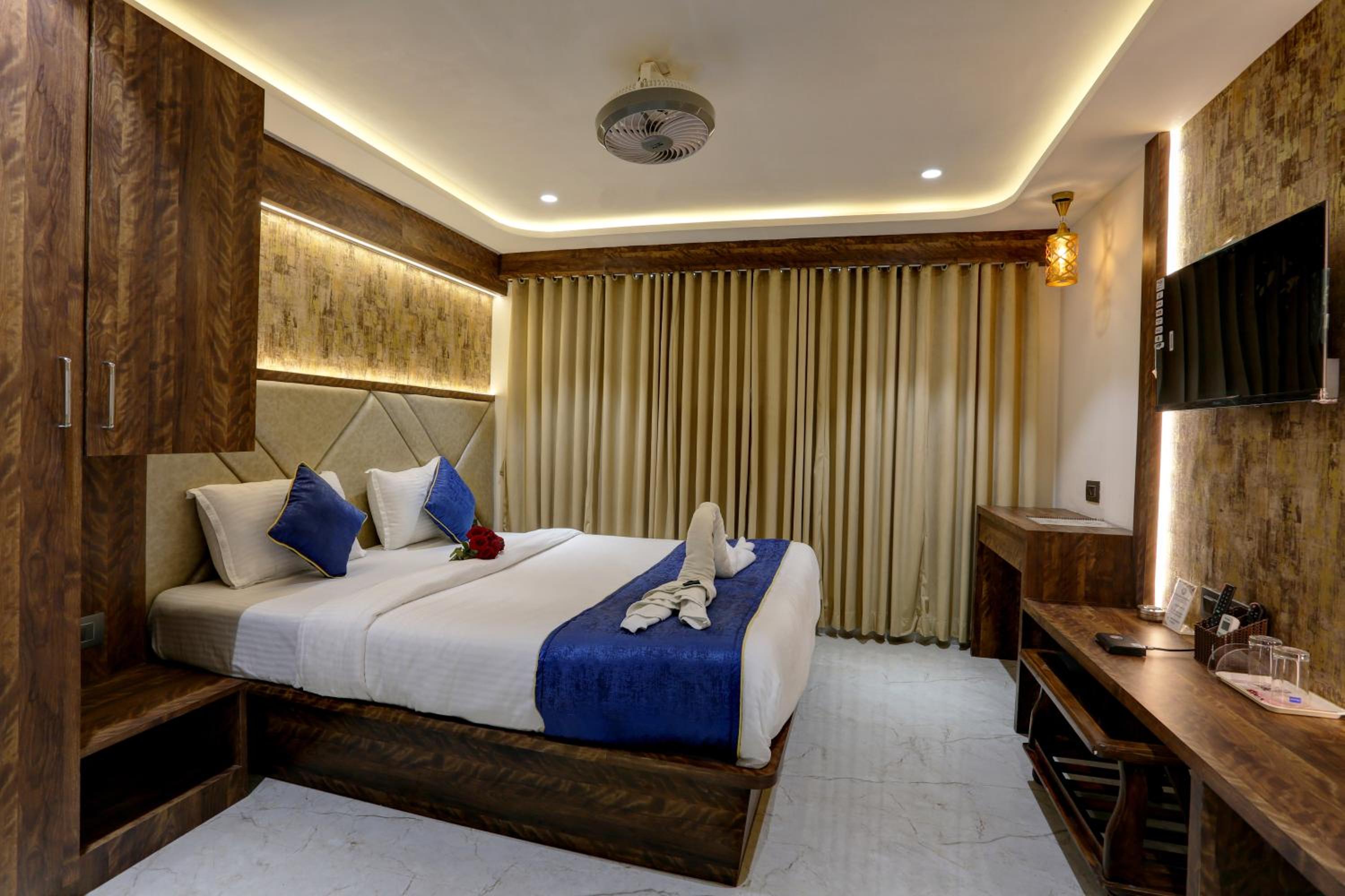 Deluxe Double Room photo 2