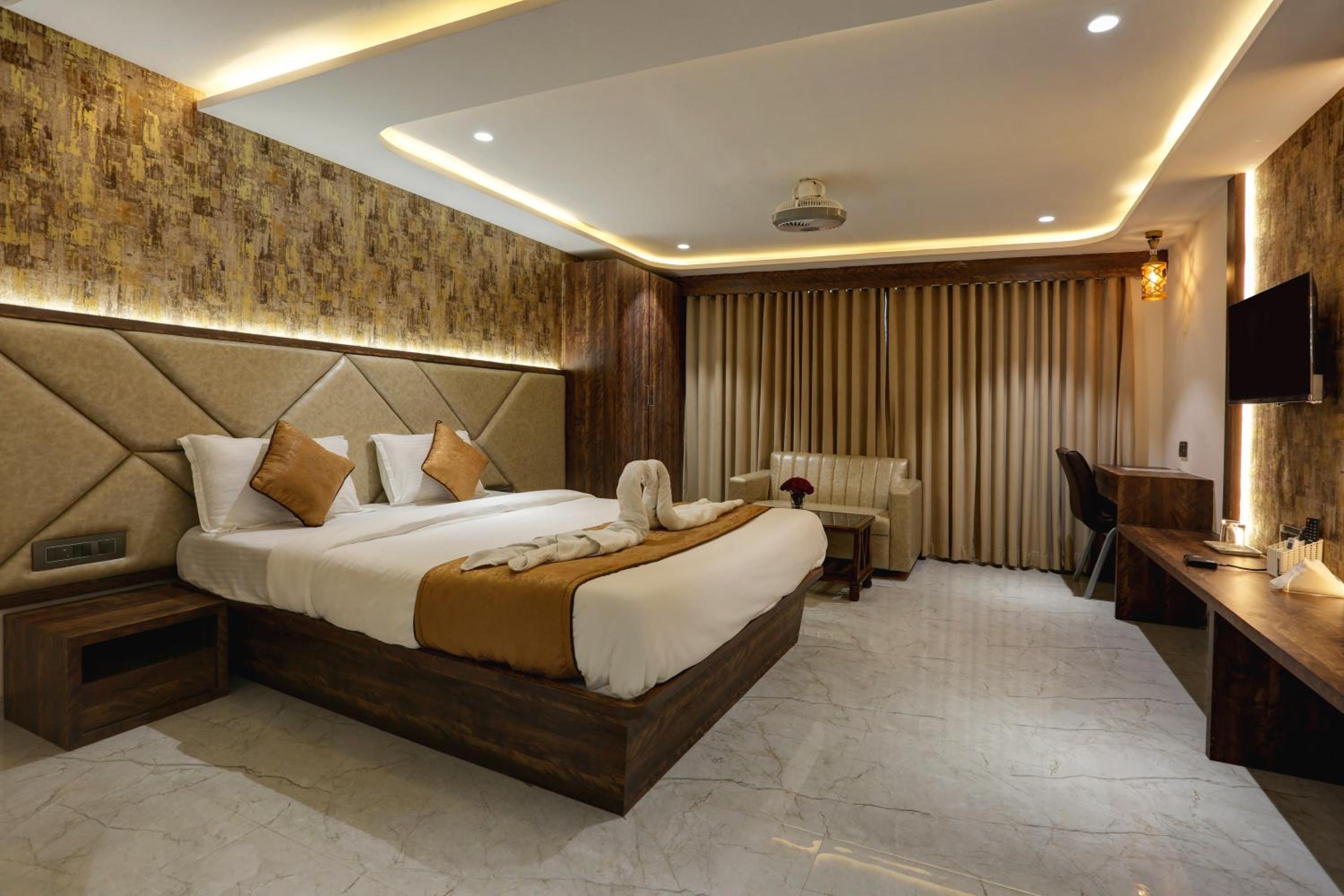 Deluxe Room - Photo 42