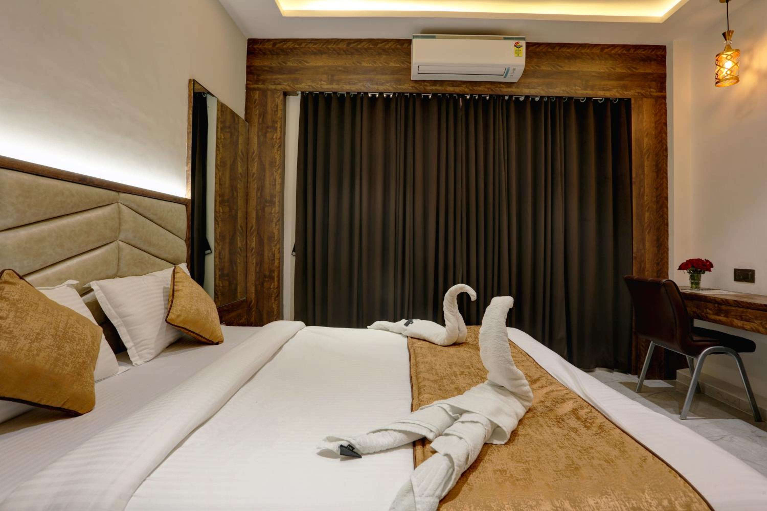 Deluxe Room - Photo 26