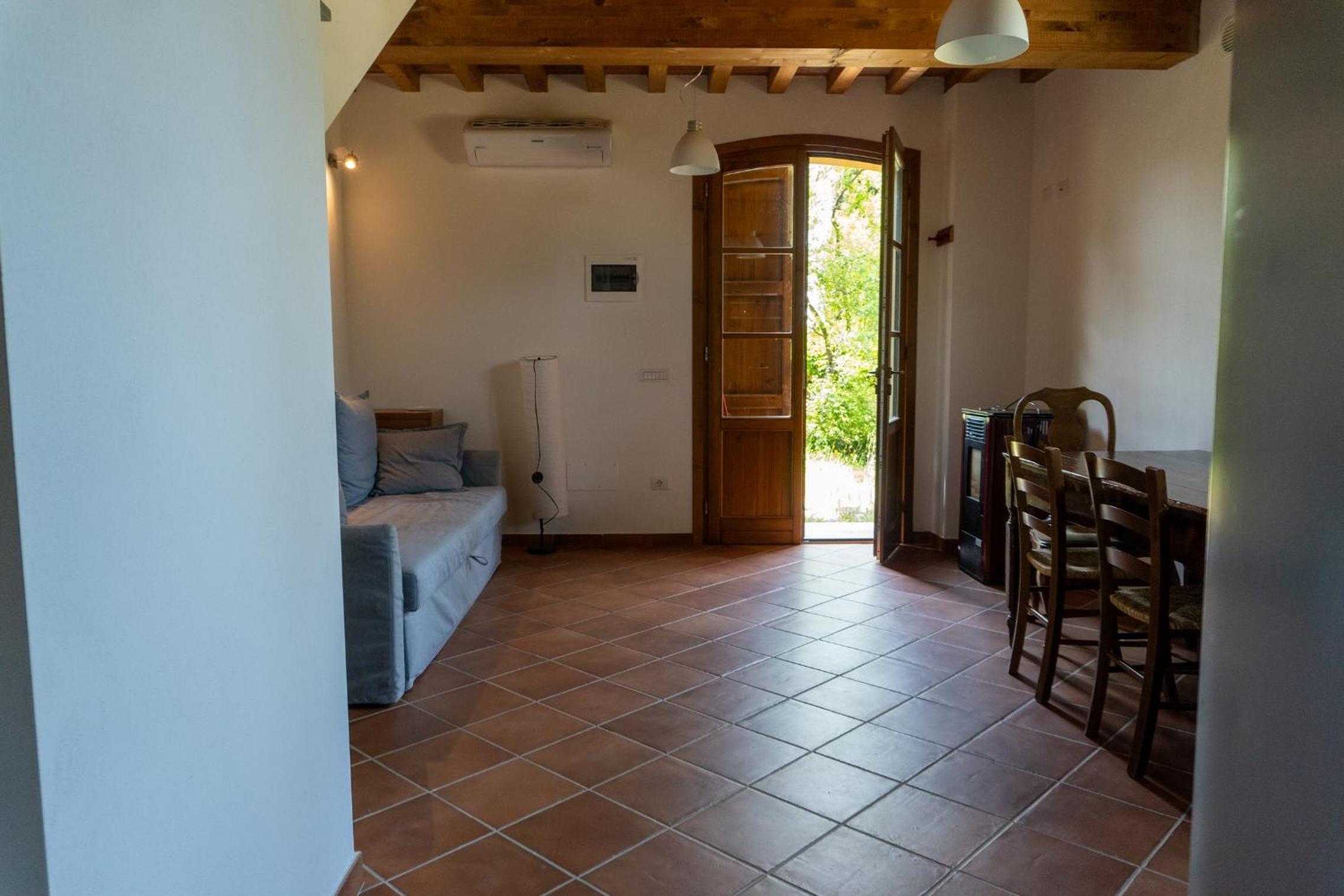 One-Bedroom House photo 3