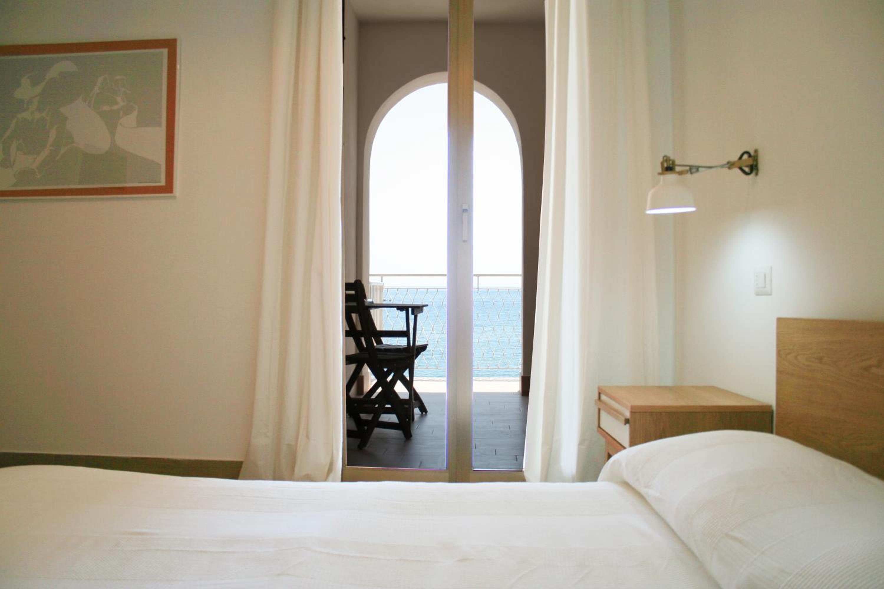 Double Room with Balcony and Sea View
