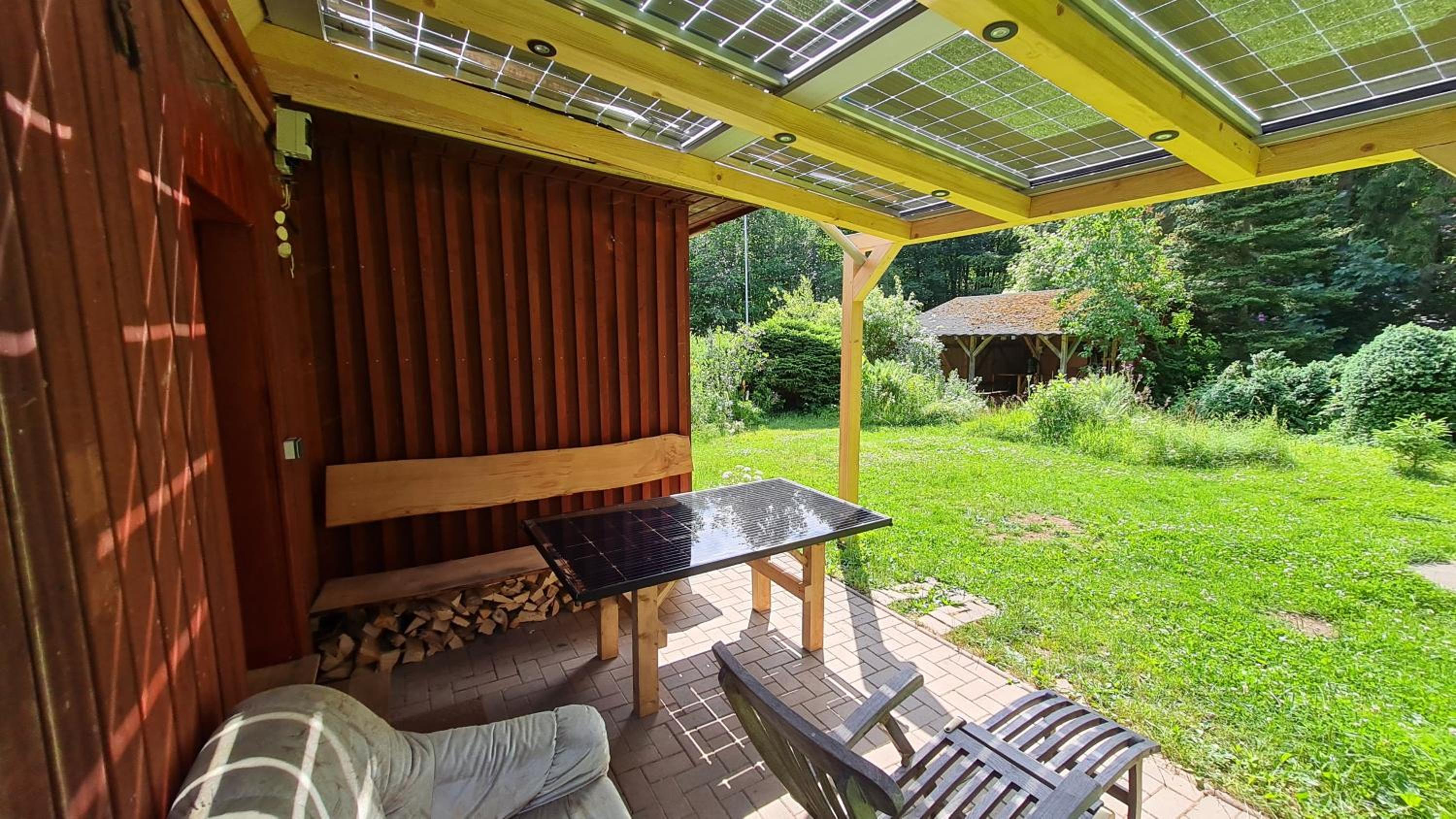 Three-Bedroom House photo 2
