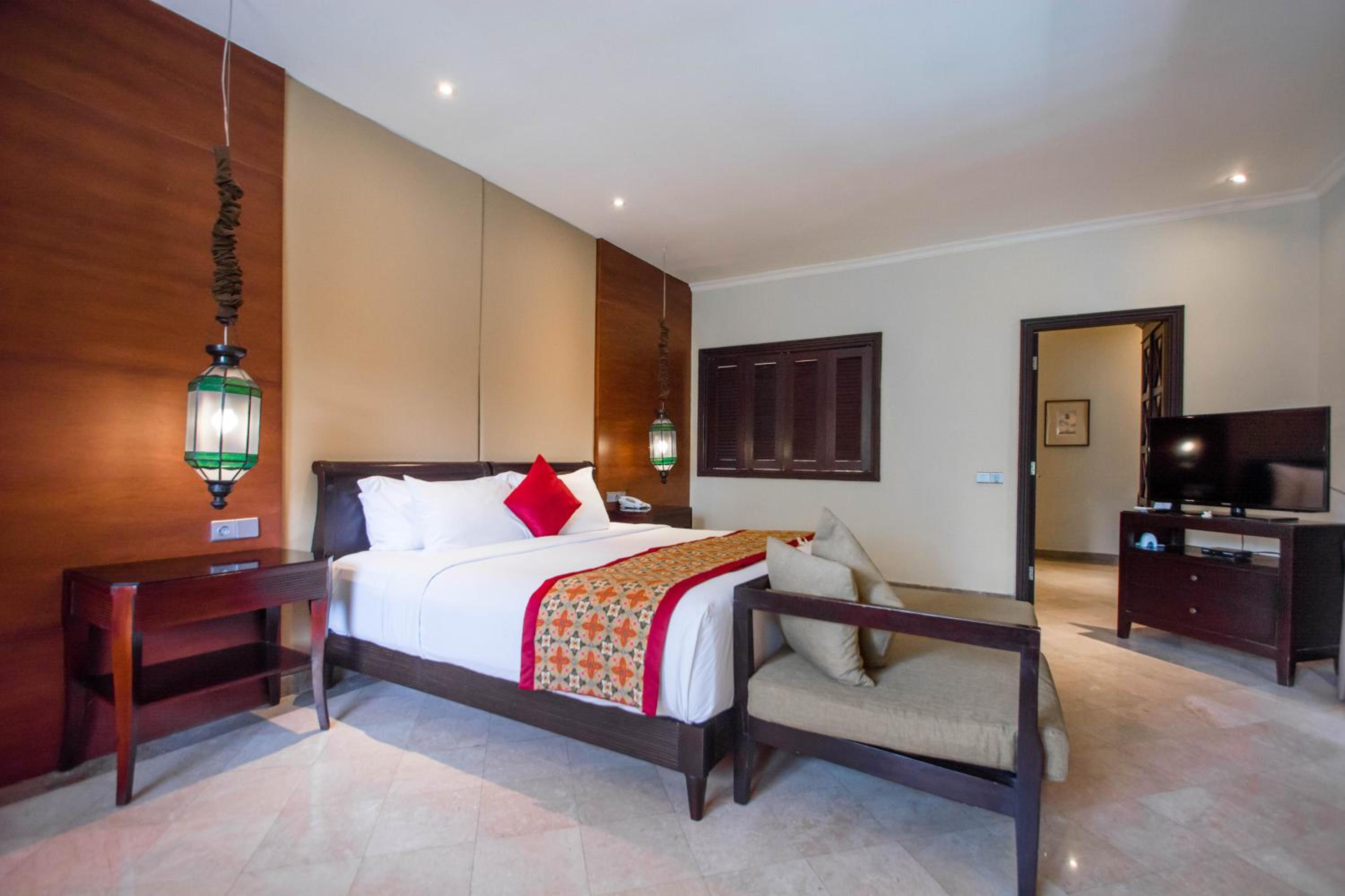 Two-Bedroom Villa with Private Pool - Photo 3