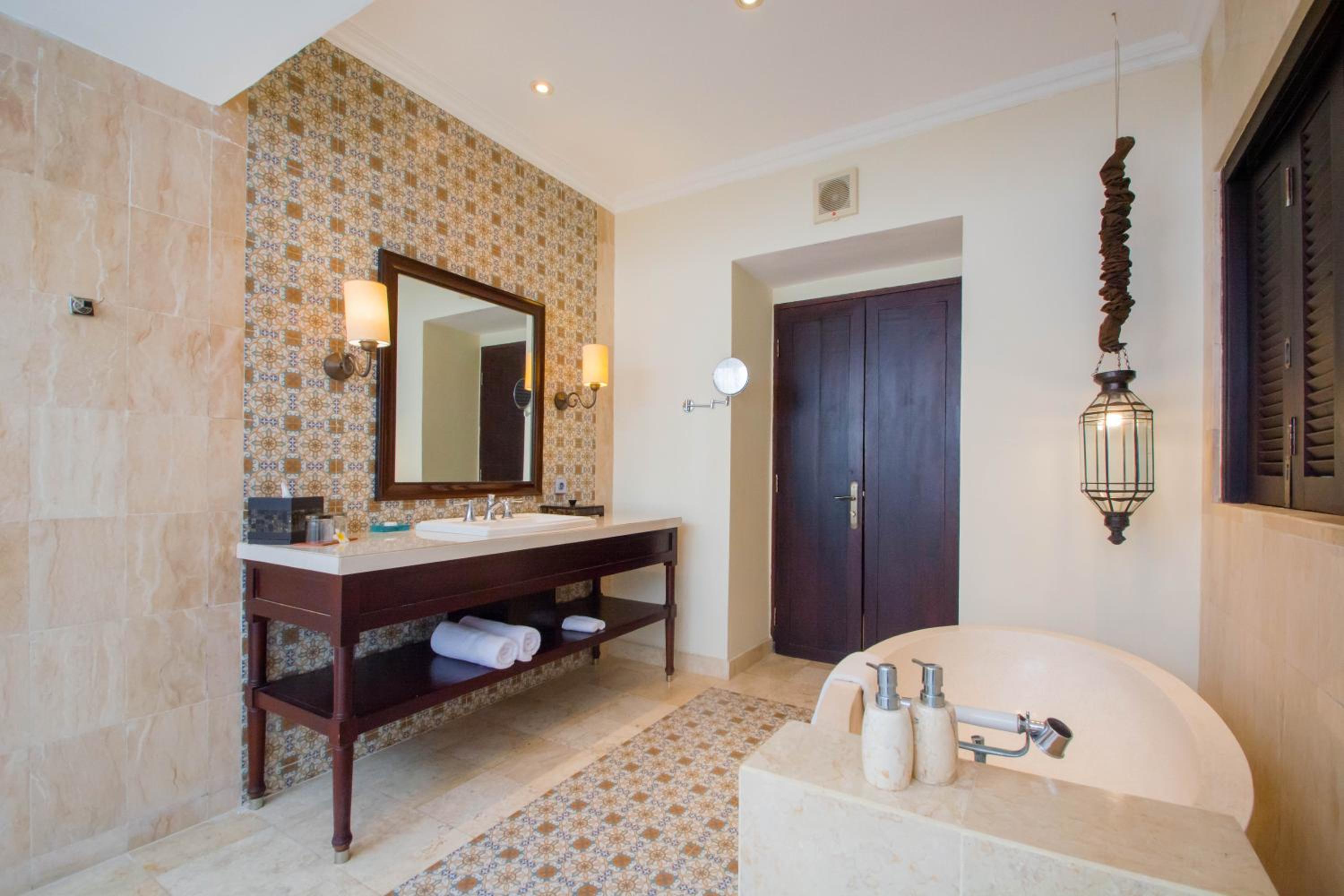 Two-Bedroom Villa with Private Pool - Photo 16