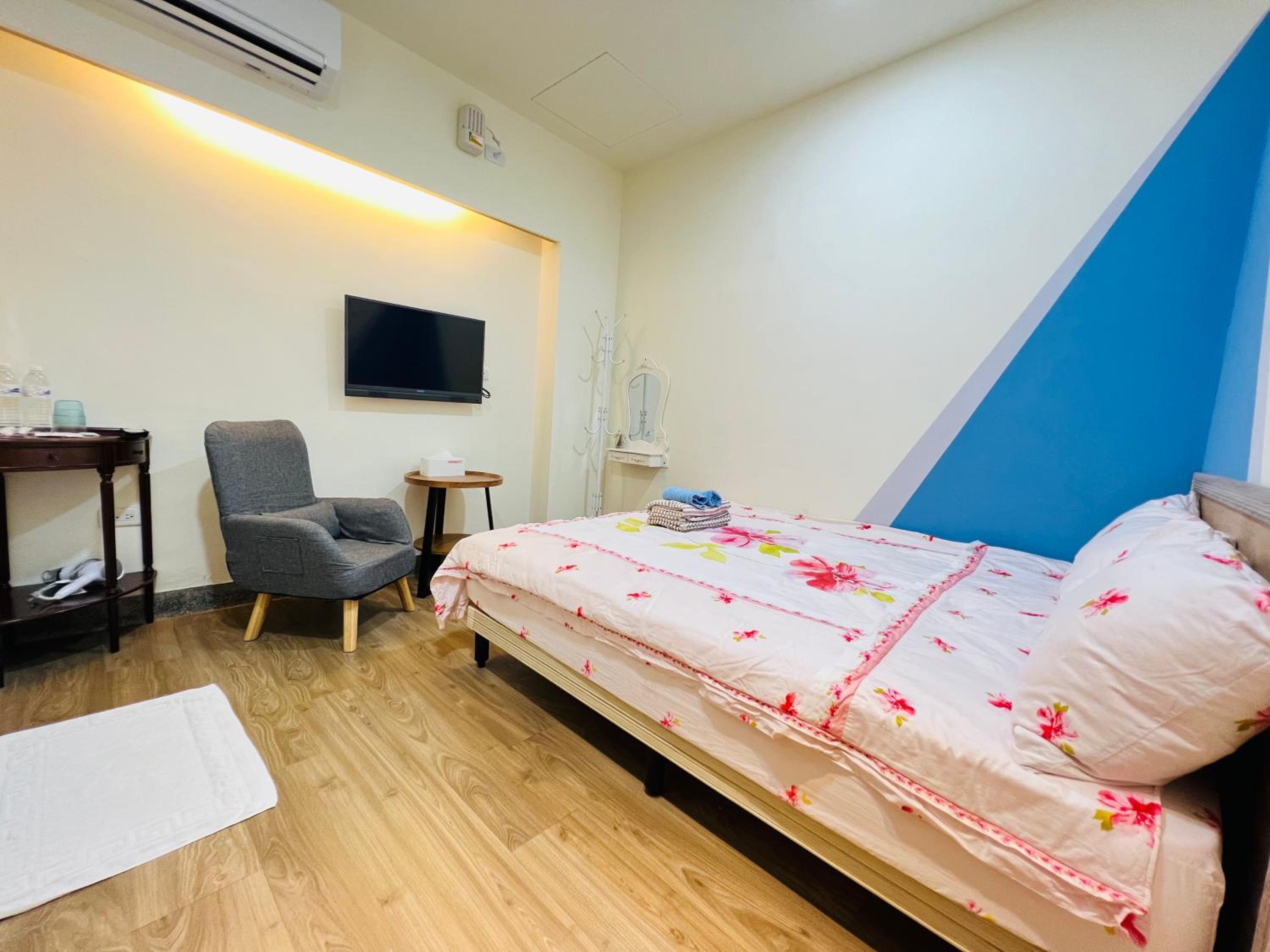 Double Room with Private Bathroom photo 3