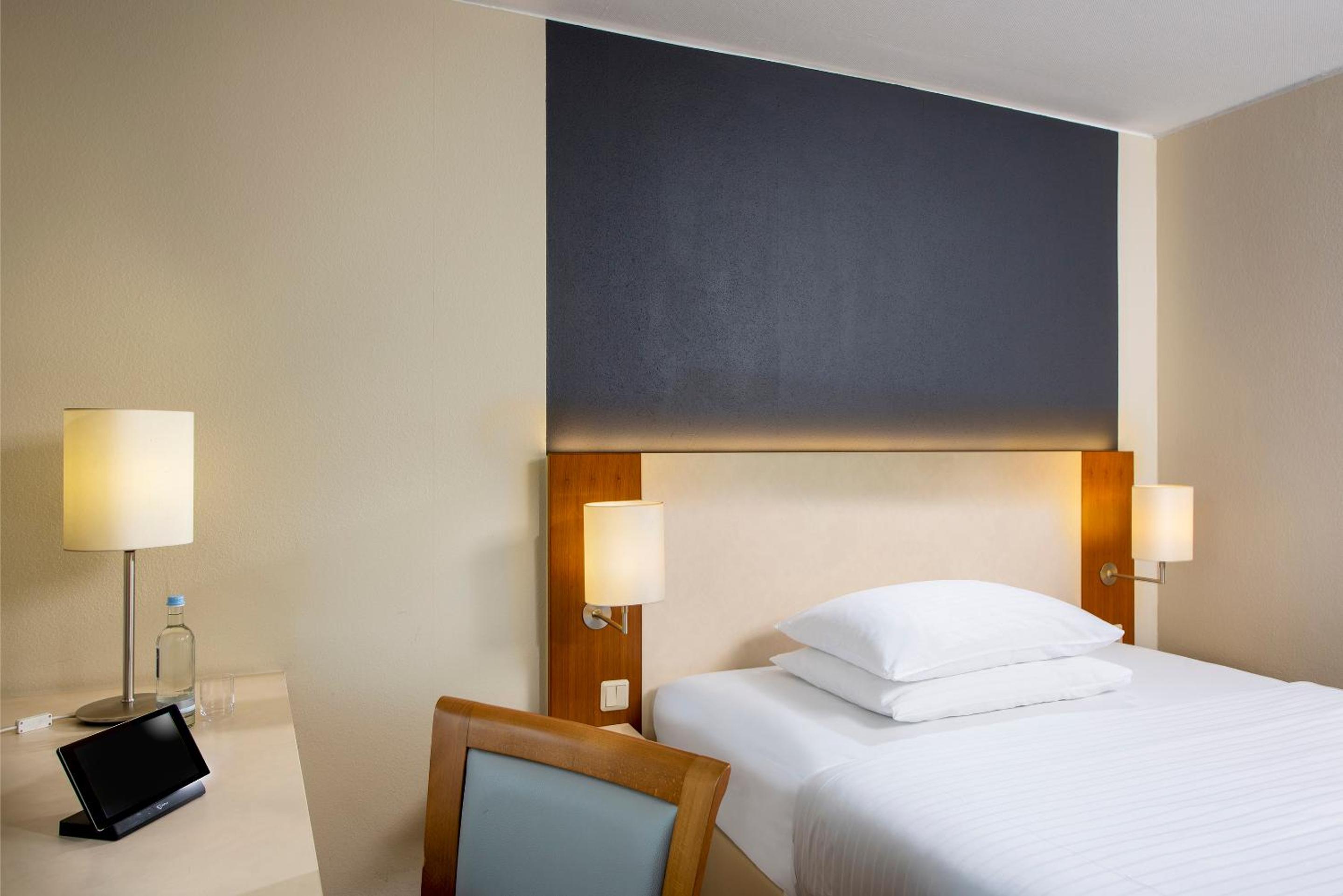 Essential Room With Single Bed photo 2