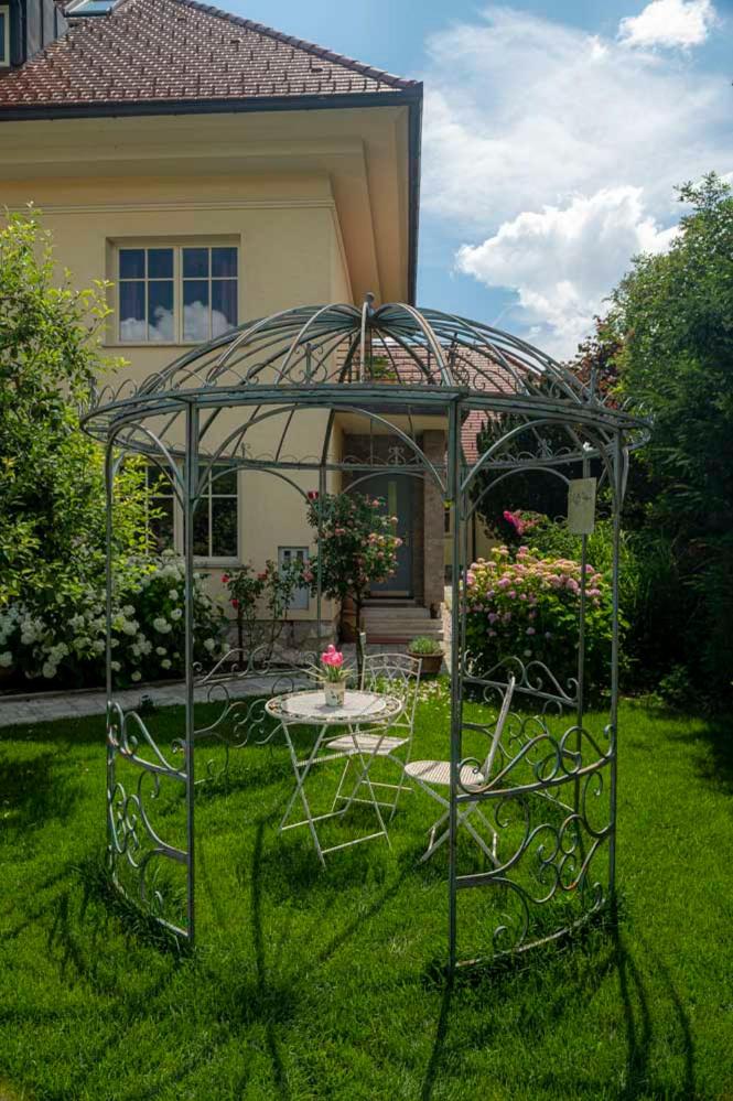 Villa photo 3
