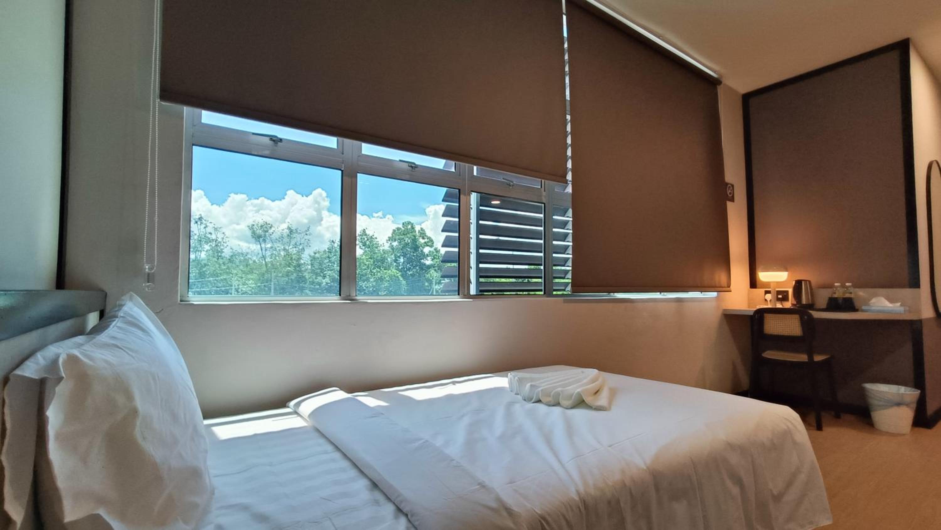 Junior Suite Twin - Photo 16