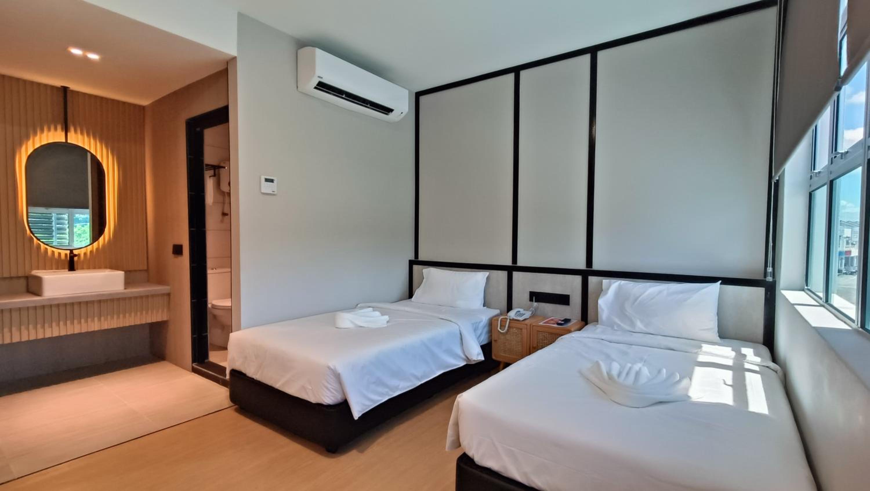 Junior Suite Twin - Photo 9