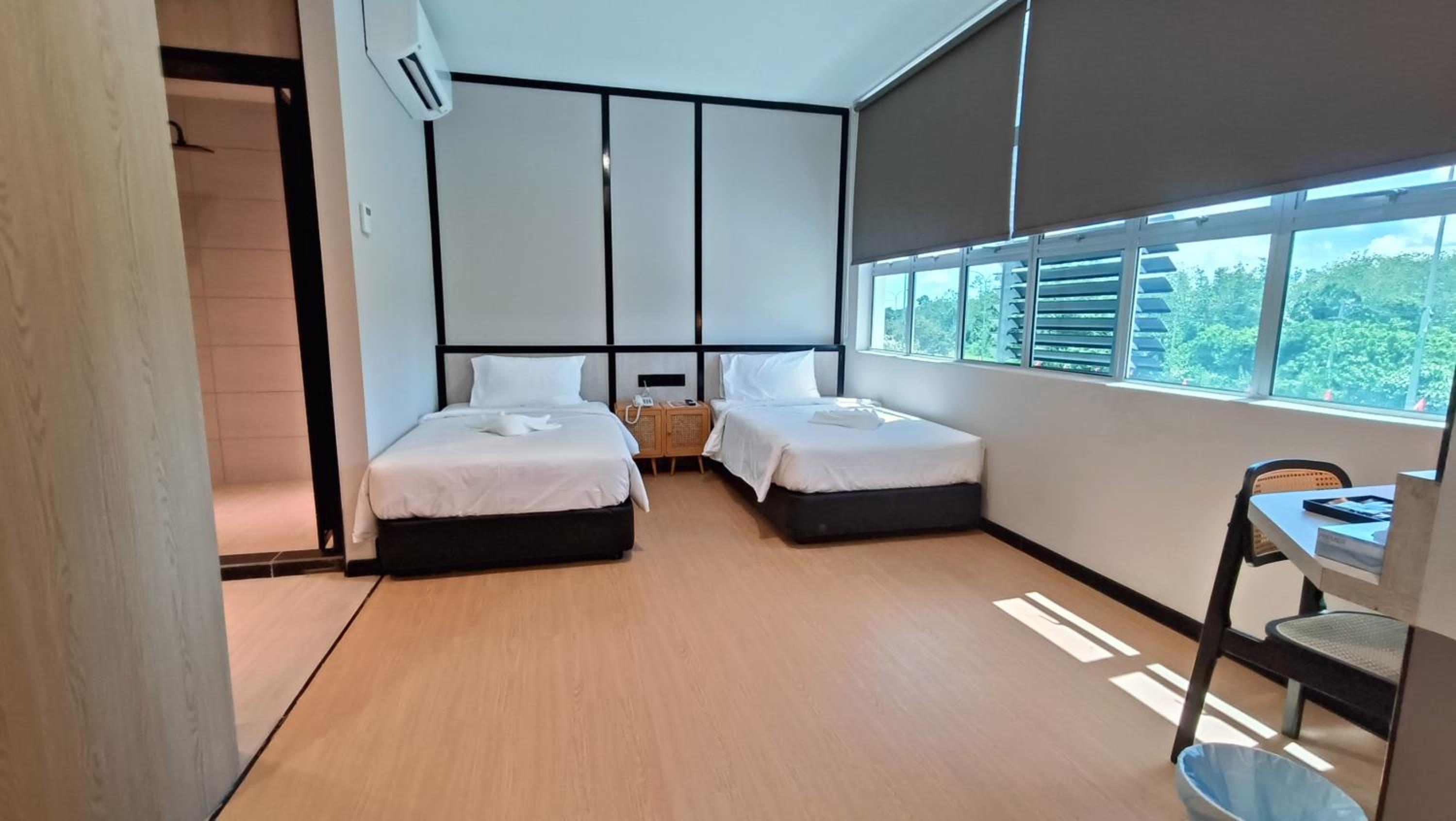 Junior Suite Twin - Photo 23