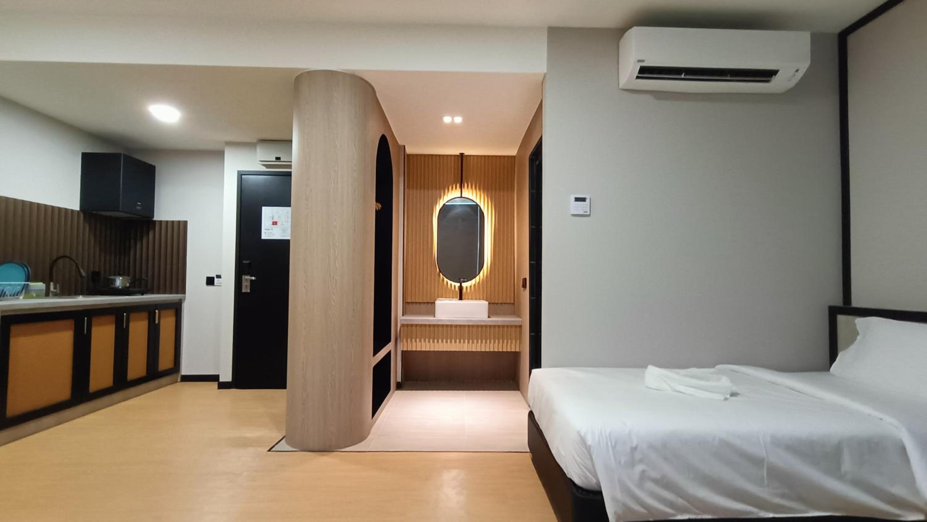 Junior Suite Twin - Photo 26