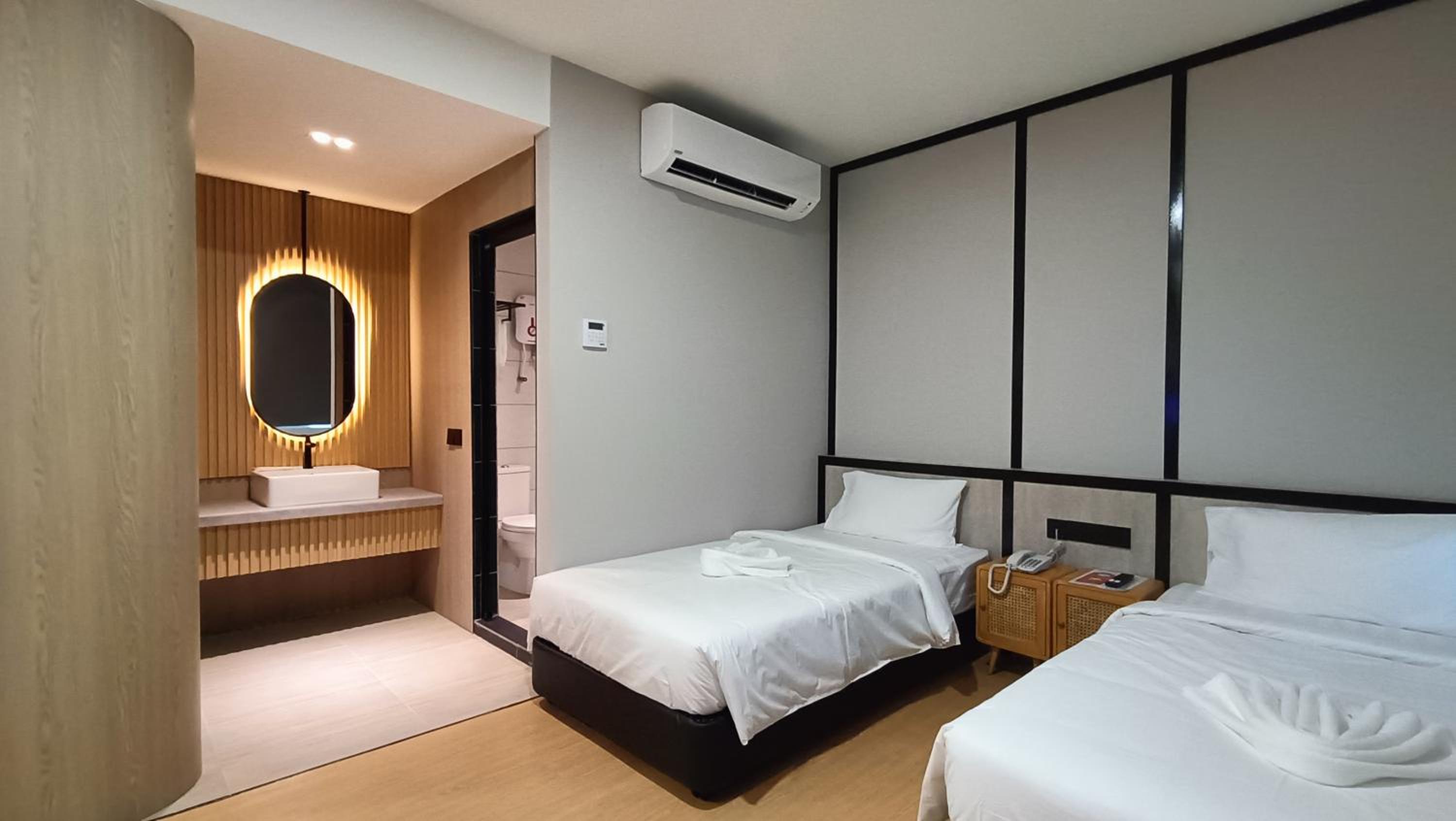 Junior Suite Twin - Photo 25