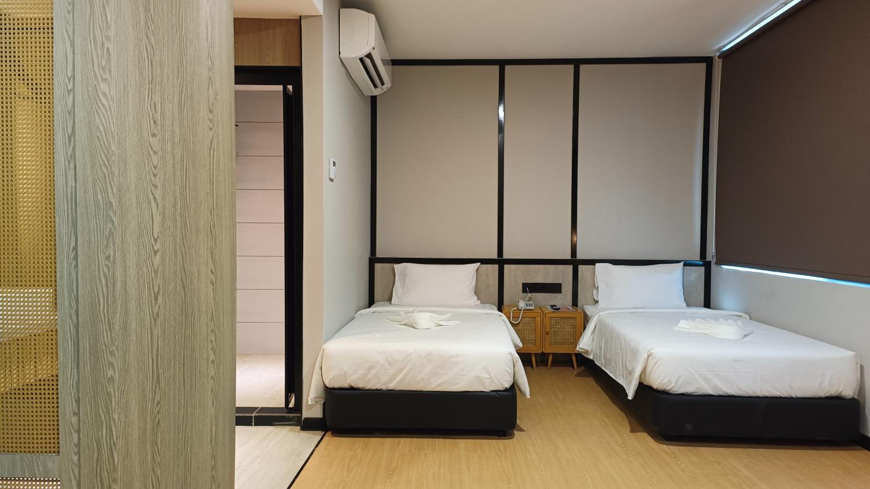 Junior Suite Twin - Photo 29