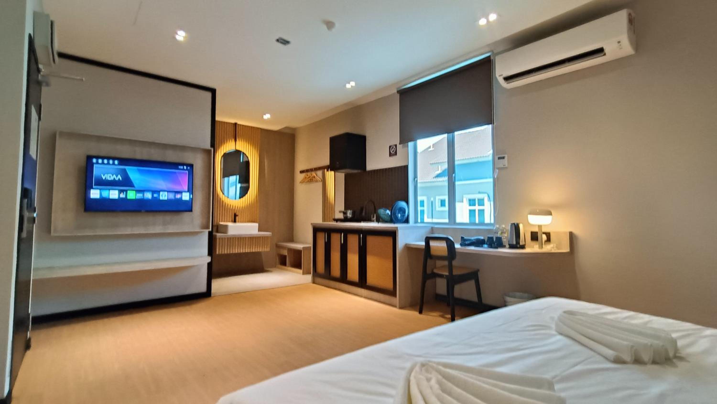 Deluxe Suite - Photo 44