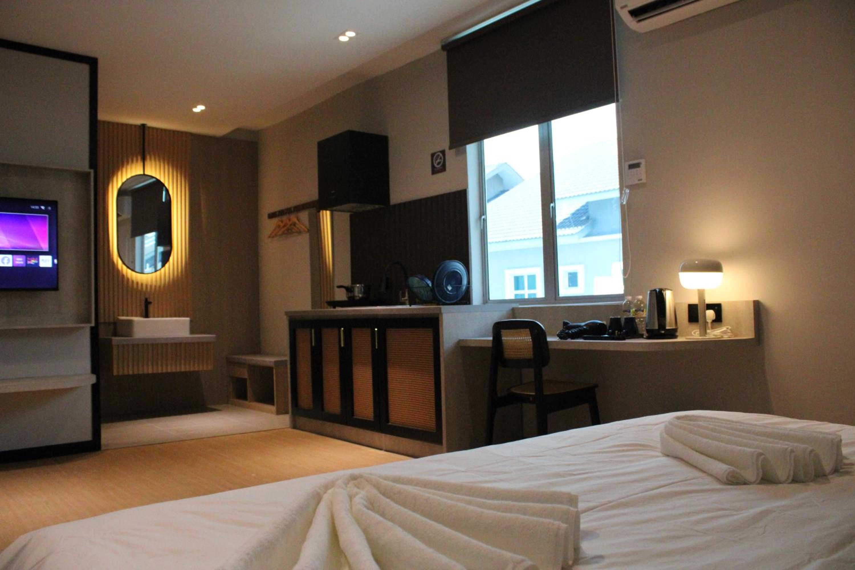 Deluxe Suite - Photo 1