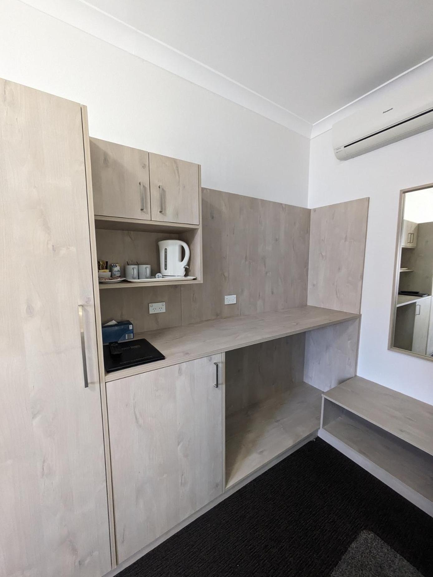 Standard Triple Room photo 3