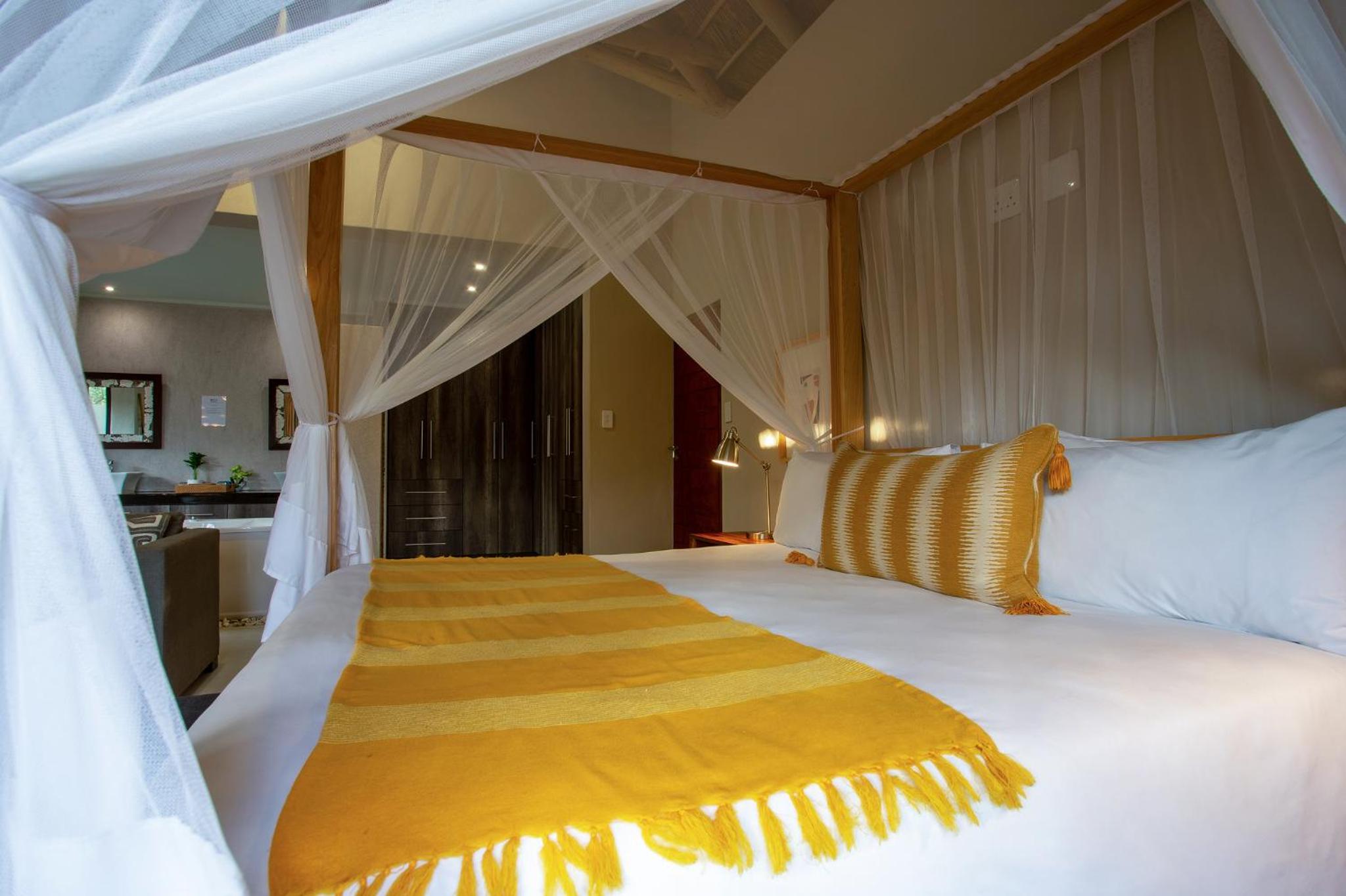 Luxury Suite photo 2