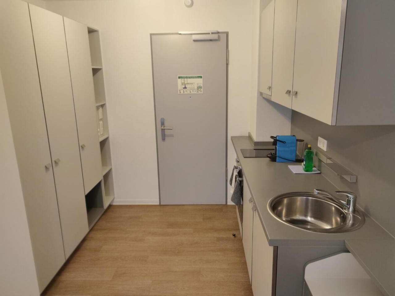 Apartment - Ground Floor photo 3