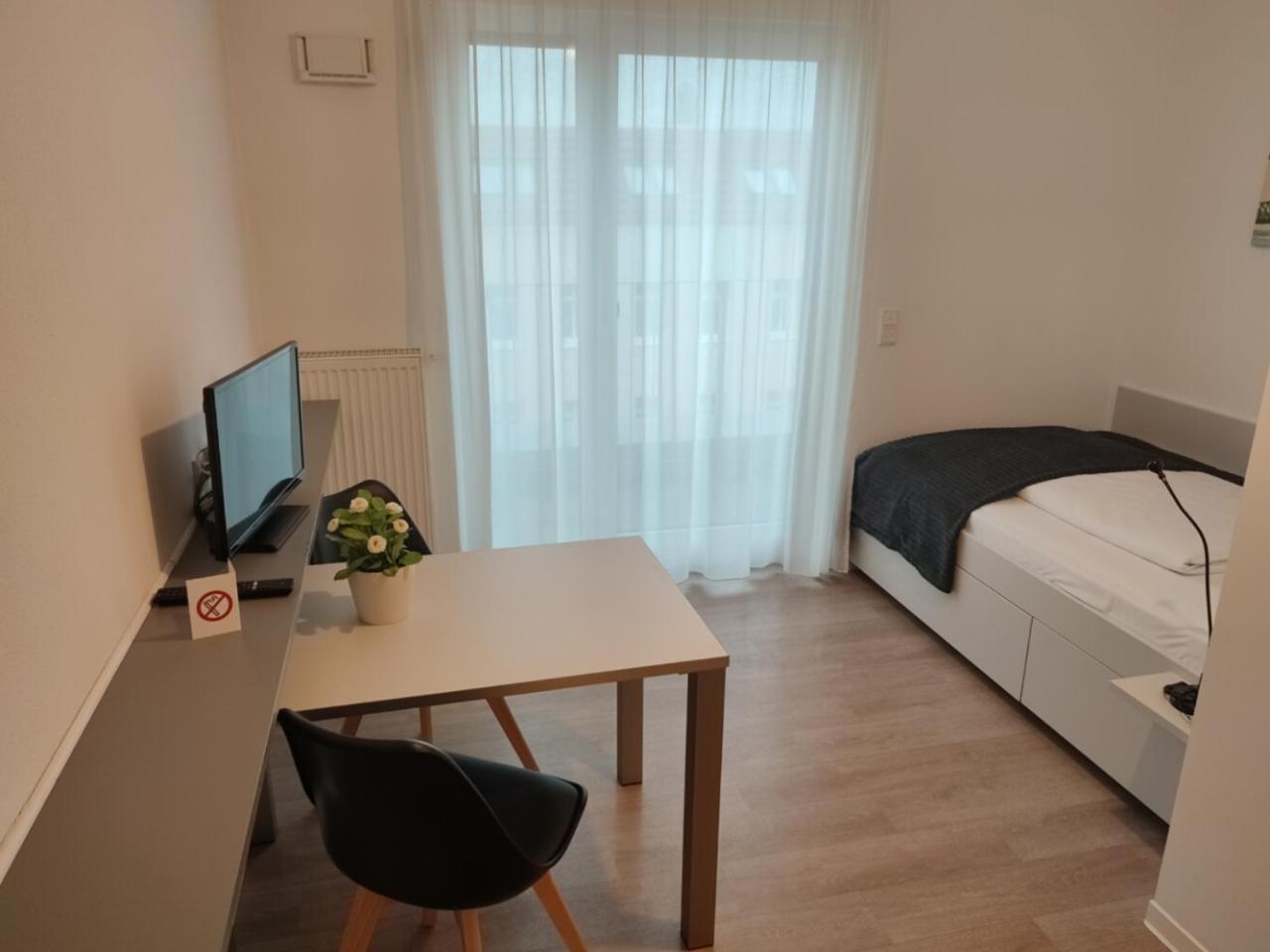 Studio with Terrace