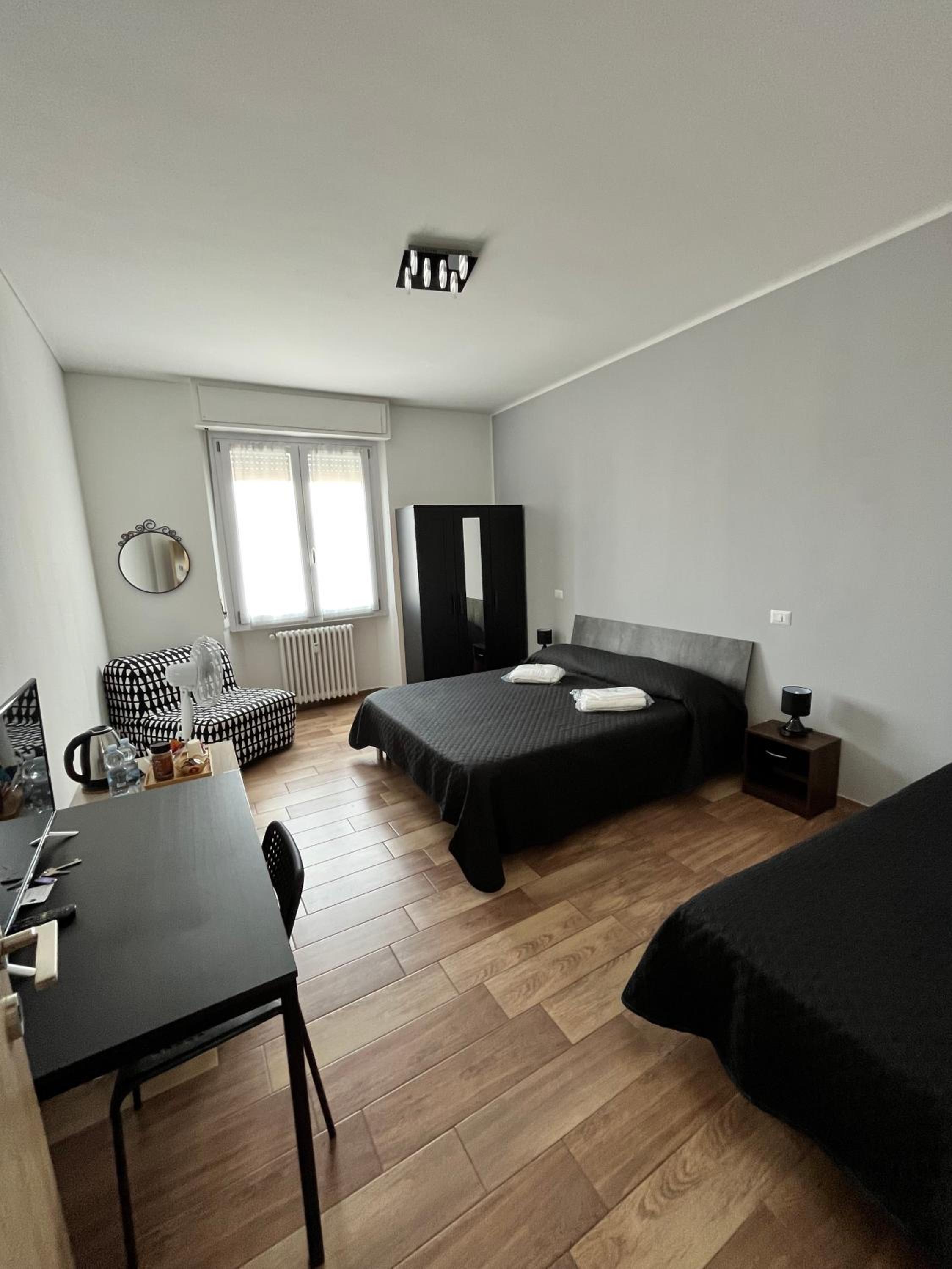 Double Room with Private External Bathroom