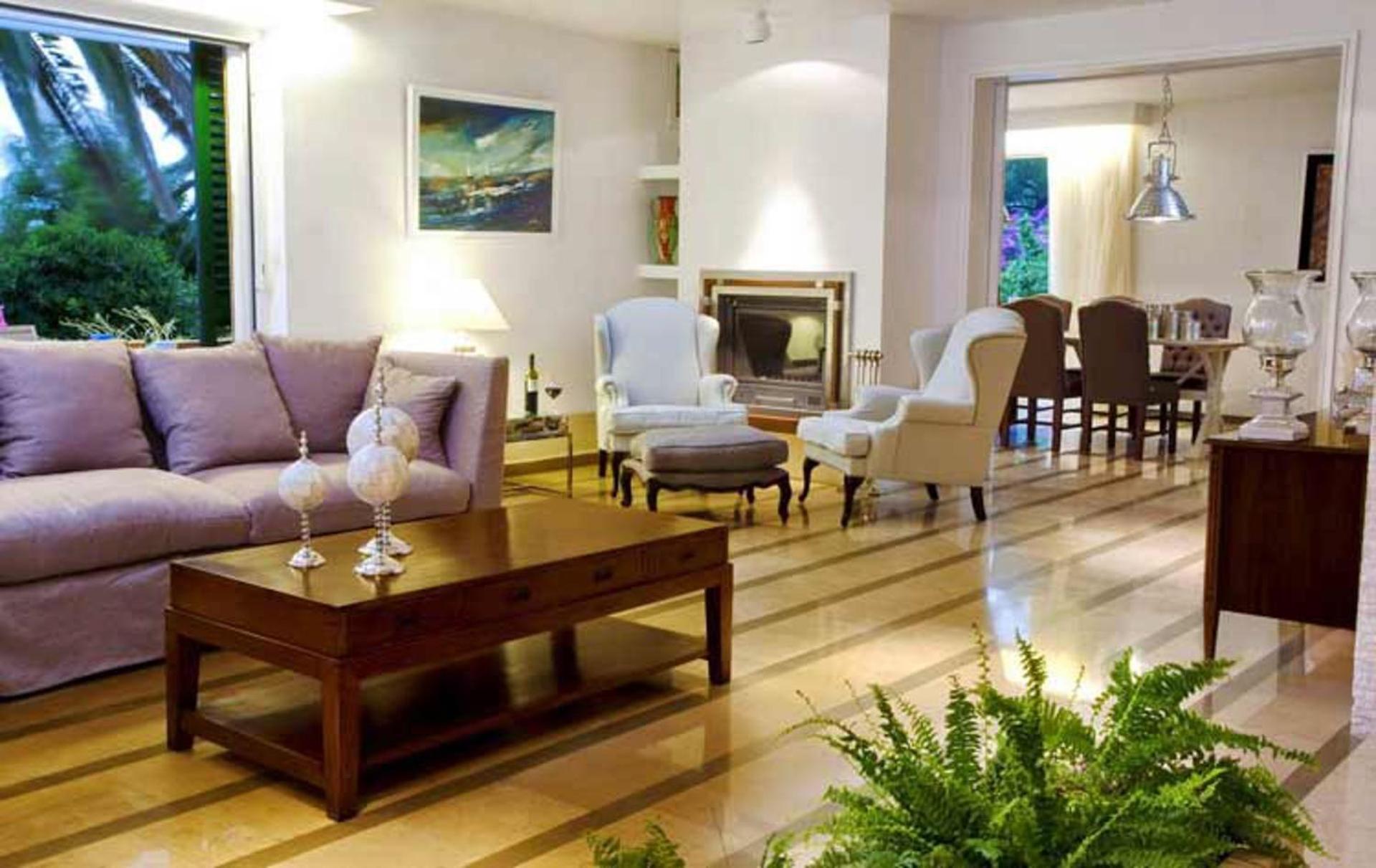 Eight-Bedroom Villa