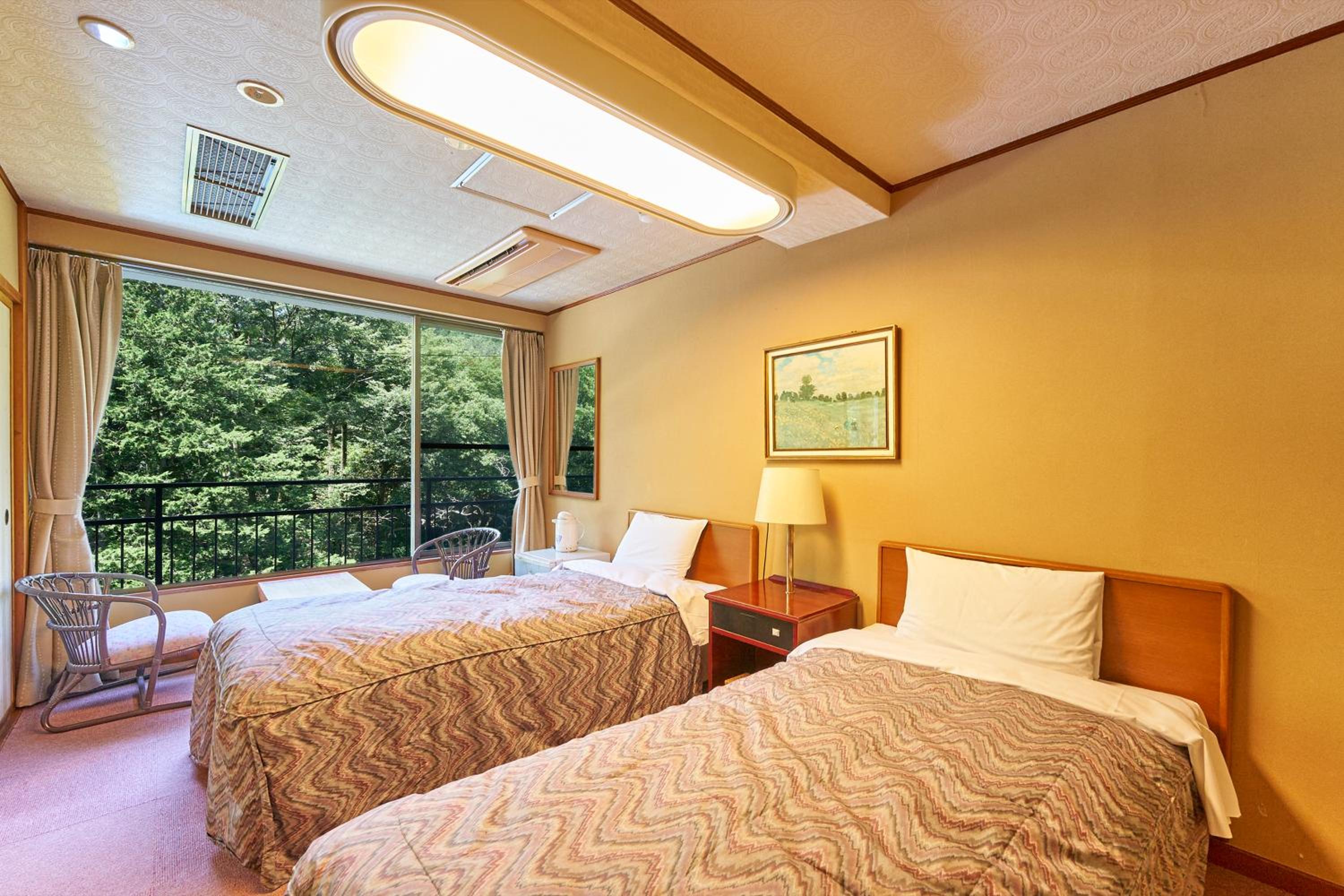  Japanese-Western Style Room photo 3